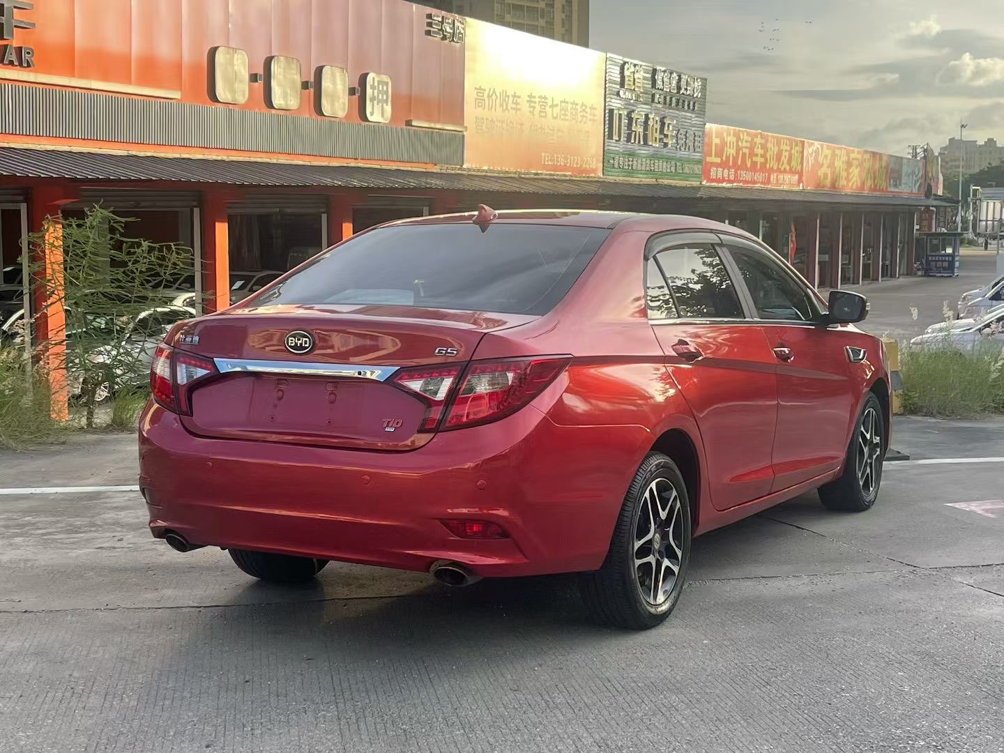 BYD G5 2016 immagine di auto #10