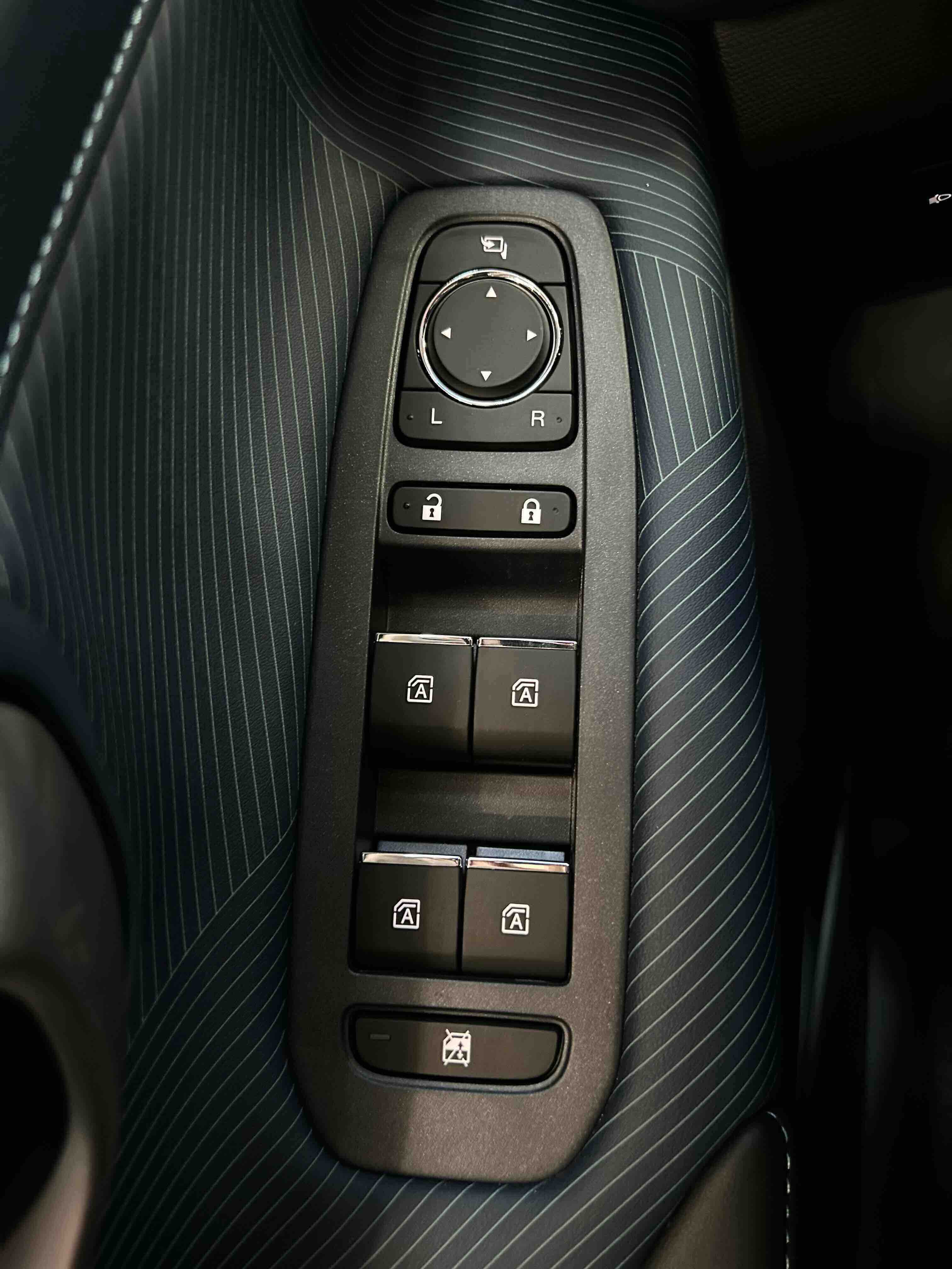 GAC Trumpchi GS3 2025 #10 GAC Trumpchi GS3 2025 car image #10