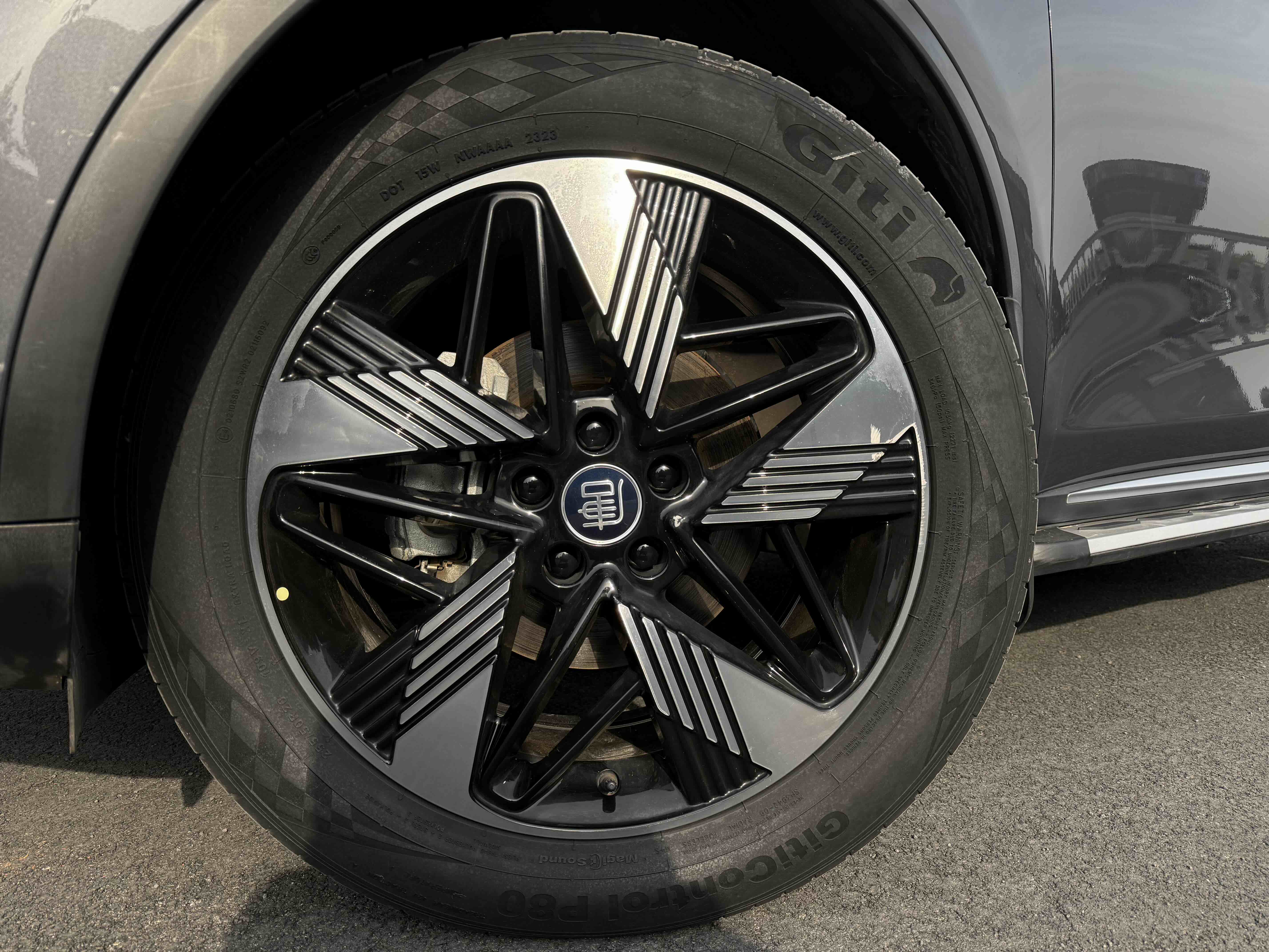 BYD Tang New Energy 2023 #10 BYD Tang New Energy 2023 immagine di auto #10