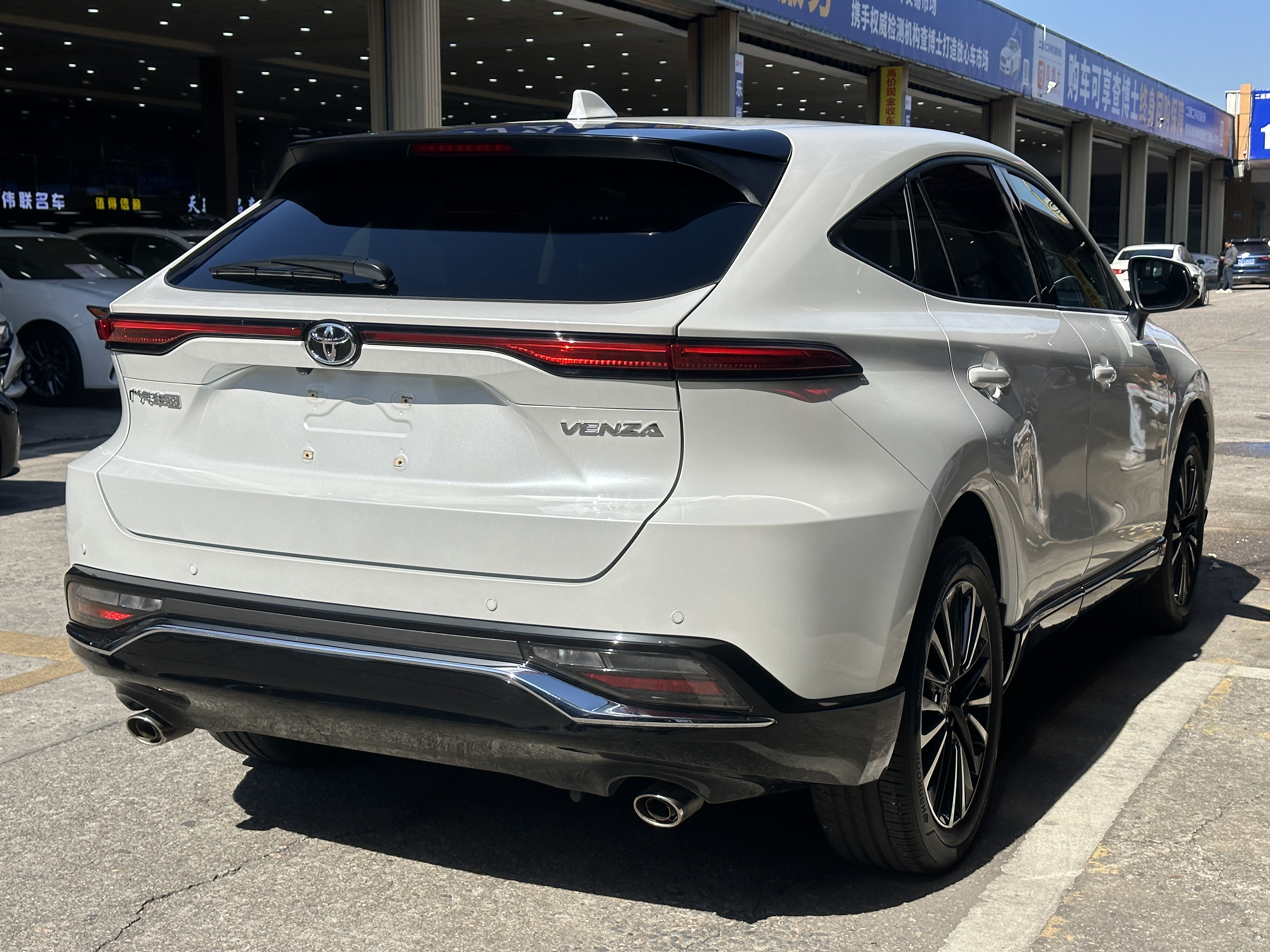 Toyota Venza 2024 #10 Toyota Venza 2024 immagine di auto #10