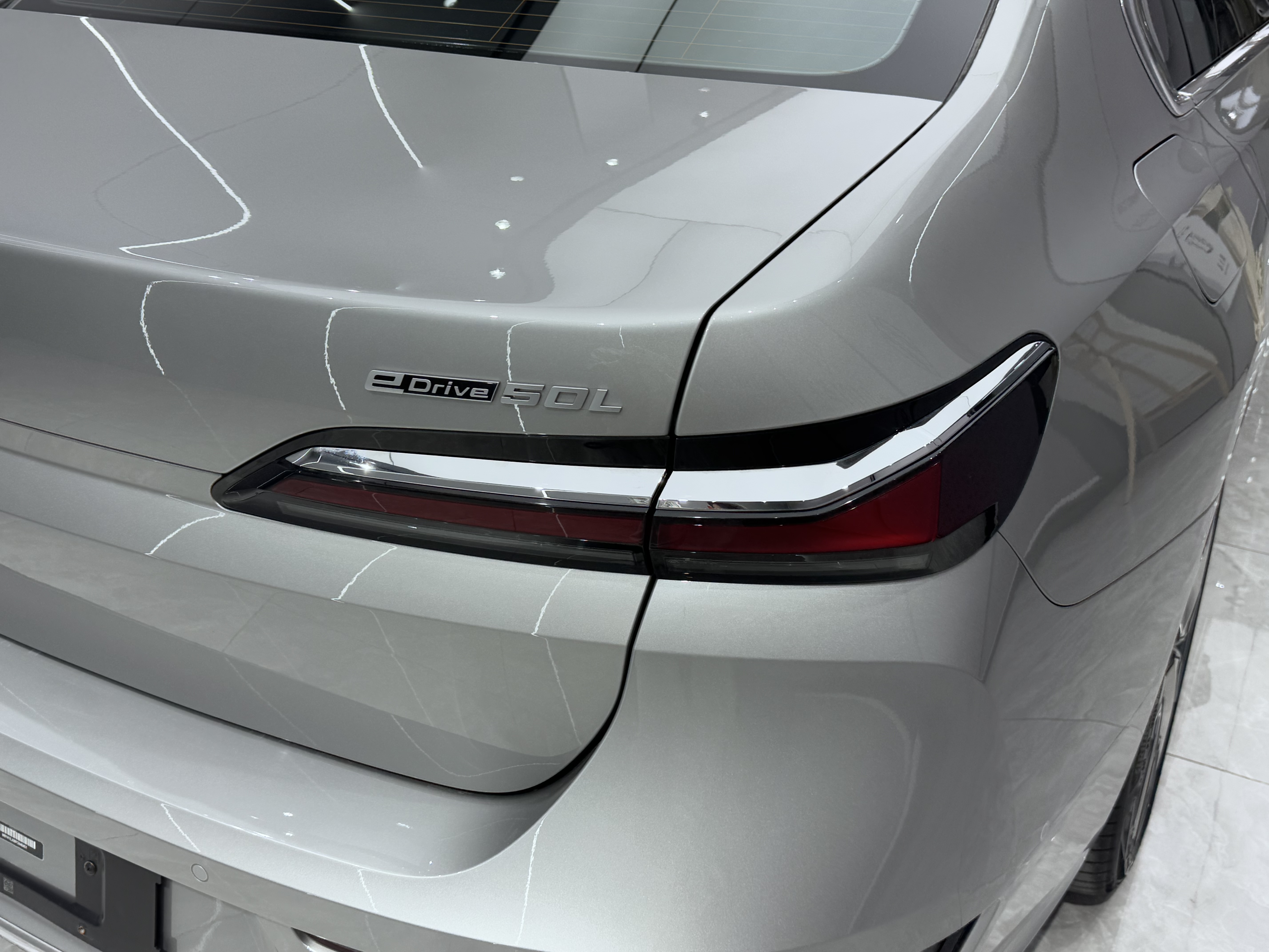 BMW i7 2023 immagine di auto #10