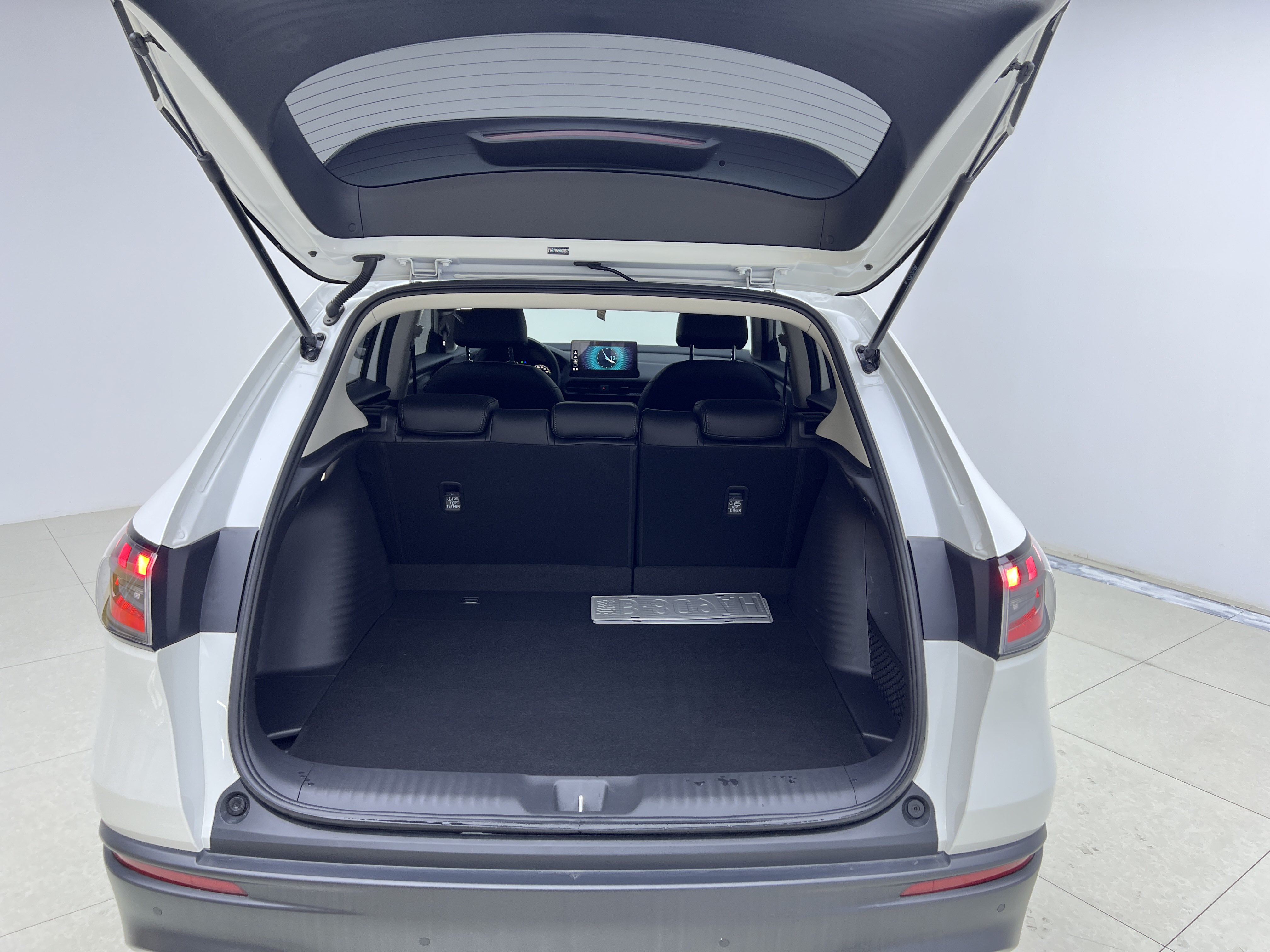 Honda HR-V 2024 #10 Honda HR-V 2024 car image #10