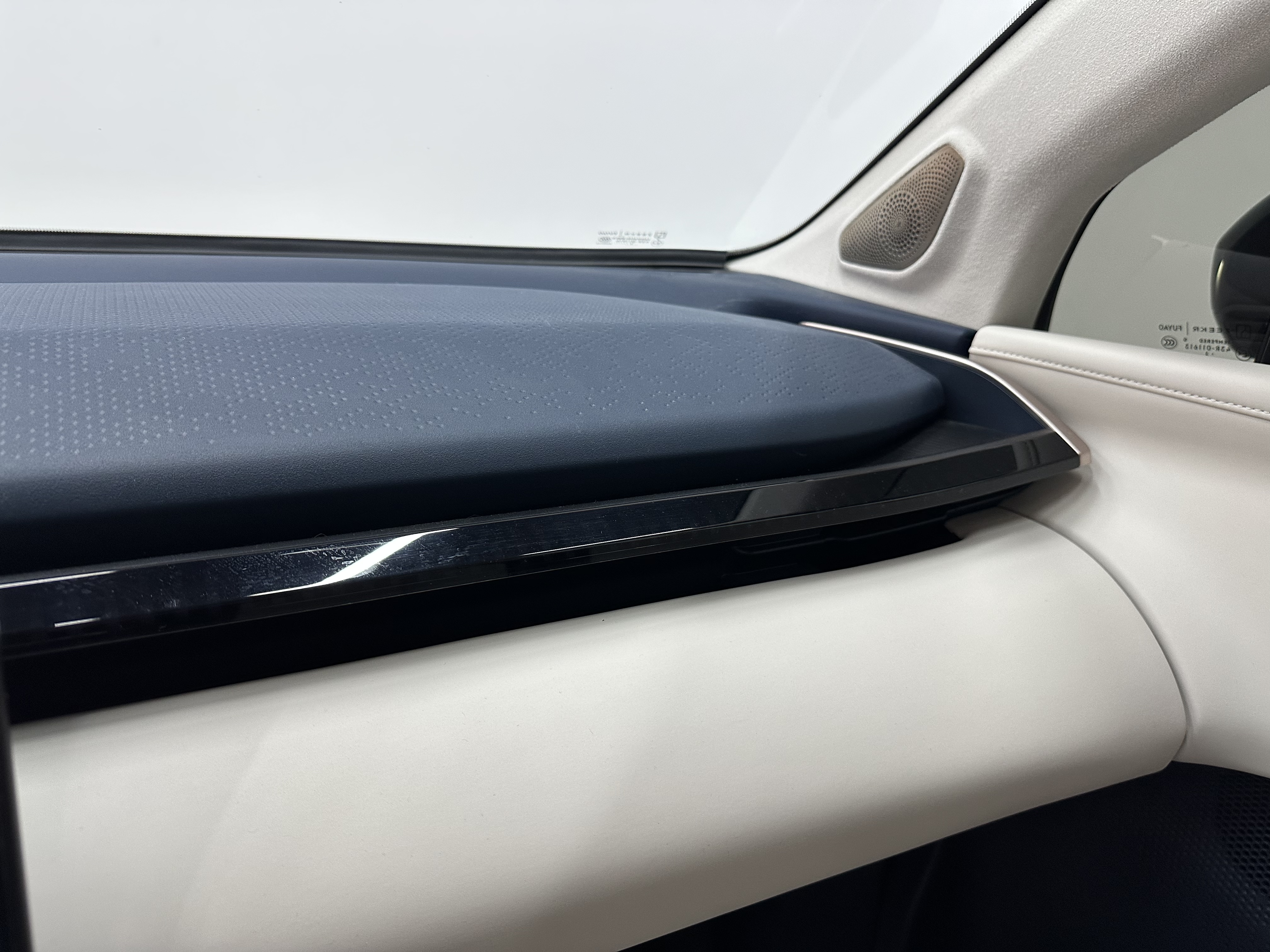 极氪 极氪X 2023 汽车图片 #10