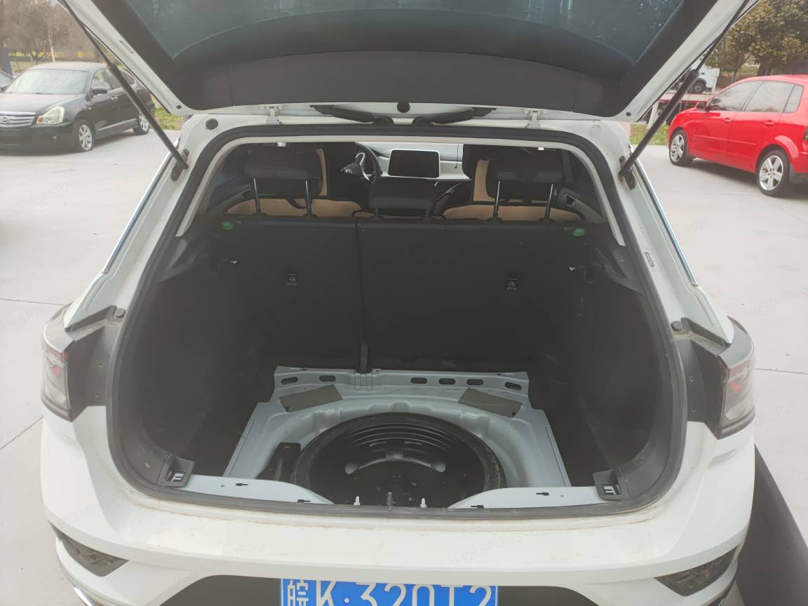 T-Roc 2023 #10 T-Roc 2023 car image #10
