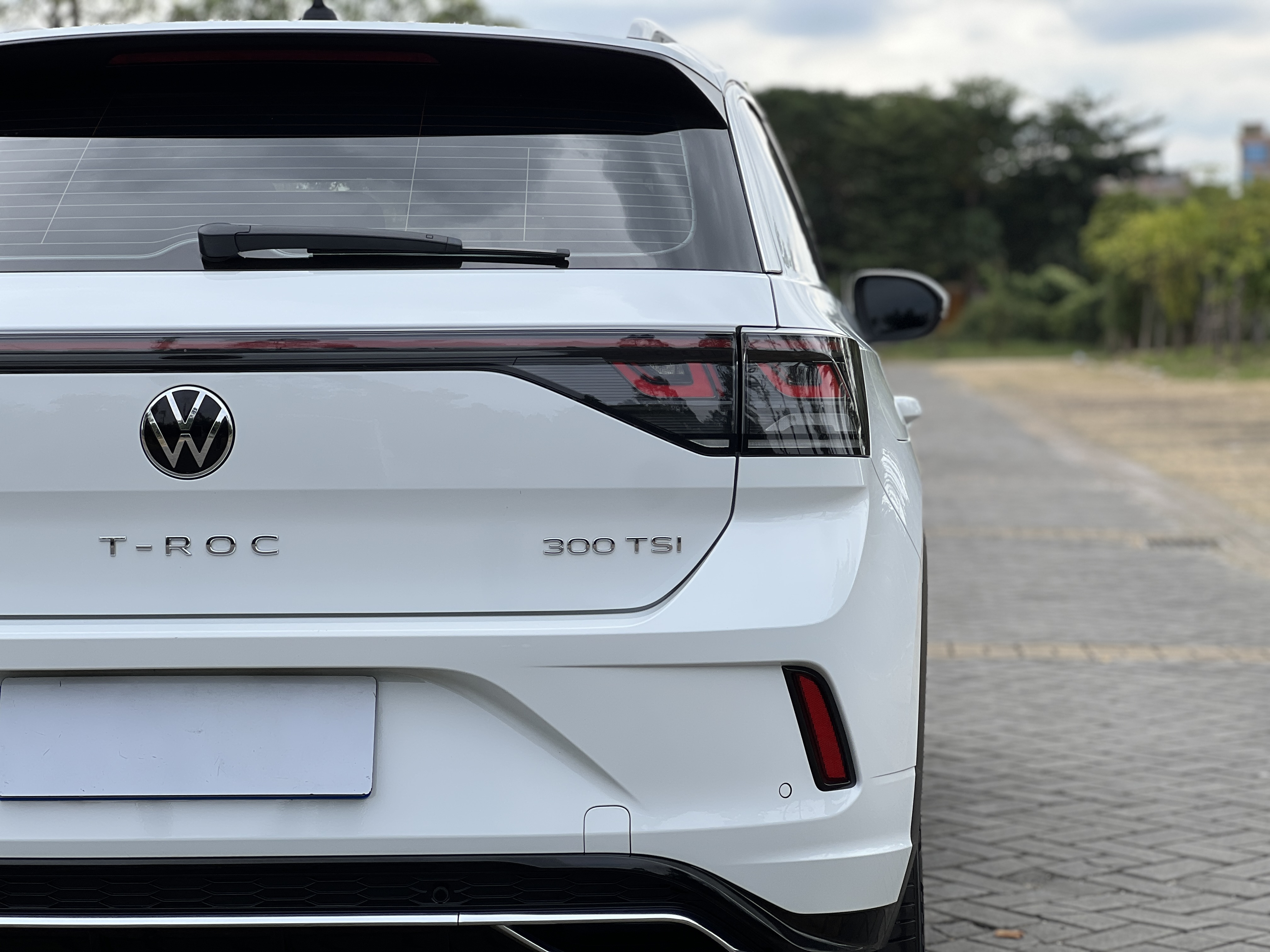 T-Roc 2023 car image #10