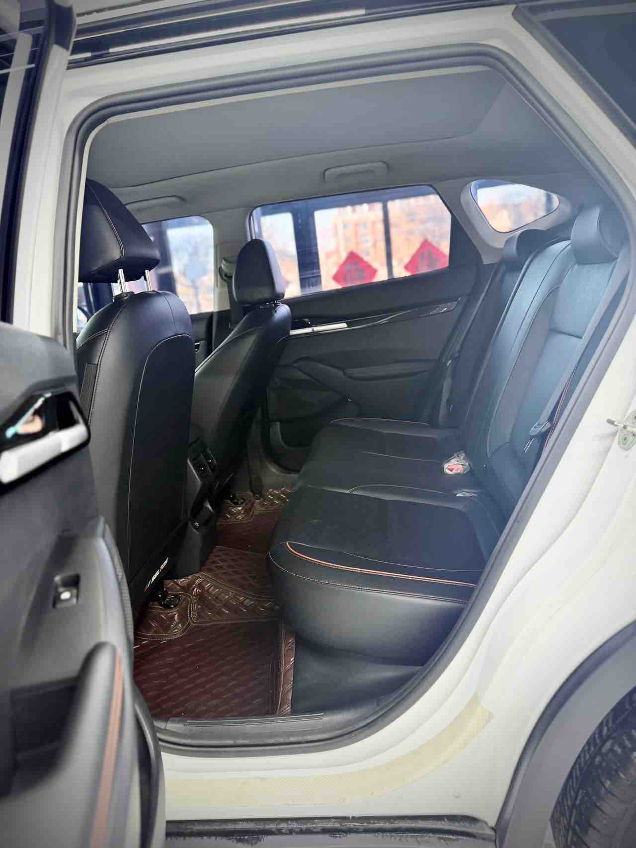 Kia Seltos 2023 imagen de coche #10