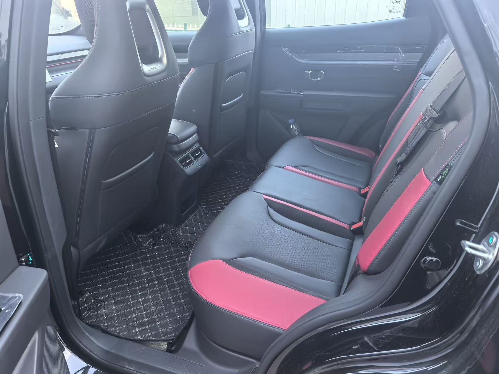 Jetour Dashing 2025 car image #10