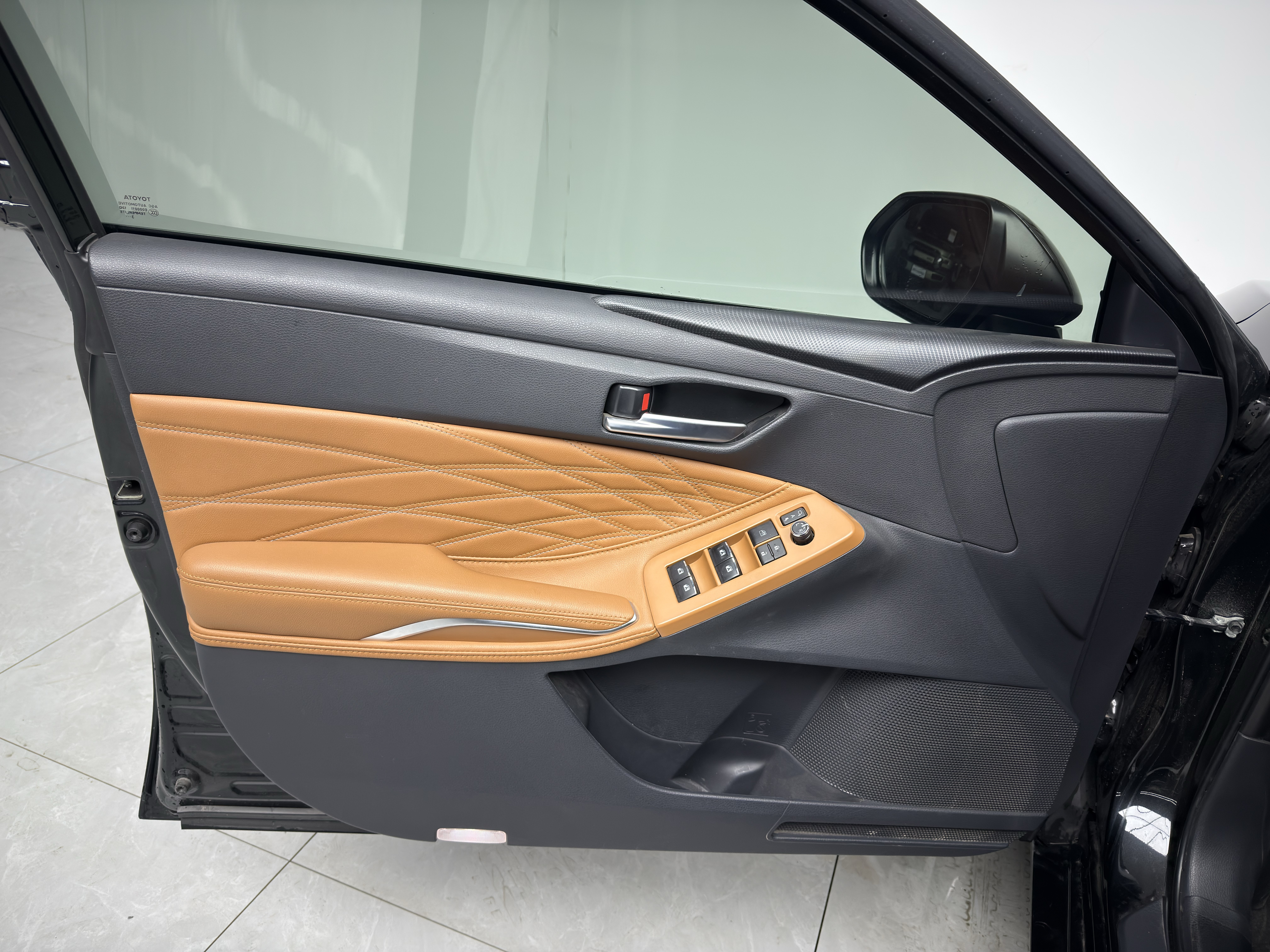 Toyota Avalon 2024 car image #10