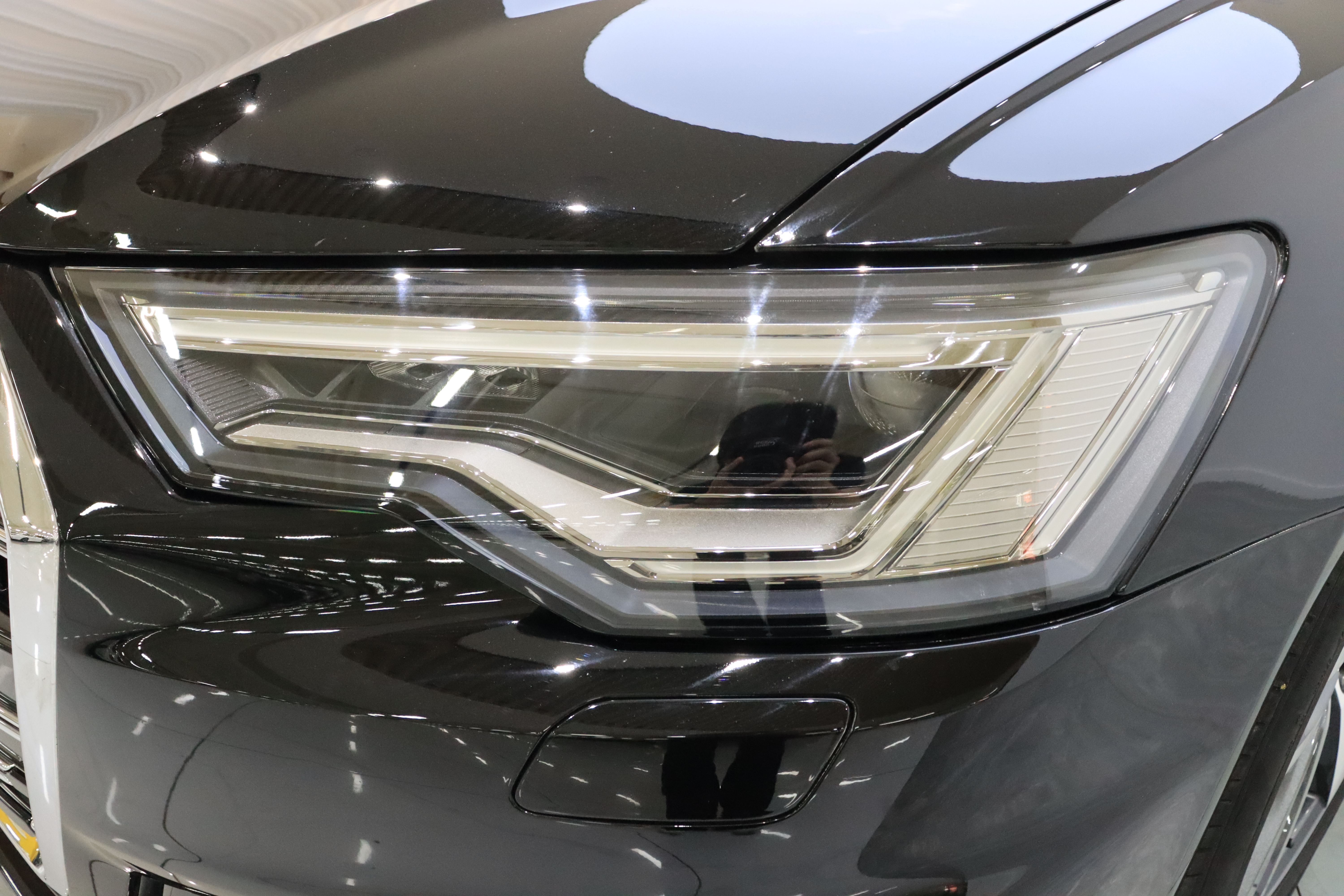 Audi A6L 2023 car image #10