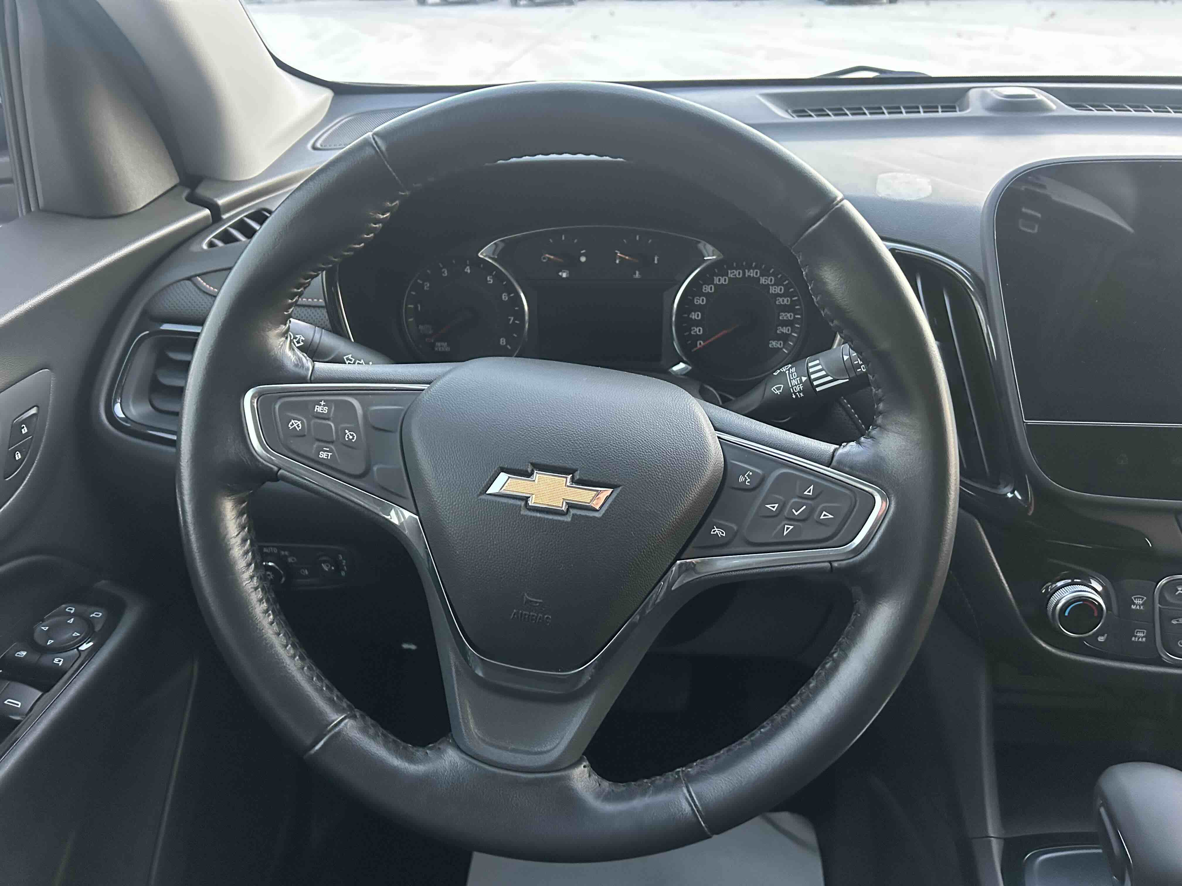 Chevrolet Equinox 2023 #10 Chevrolet Equinox 2023 car image #10