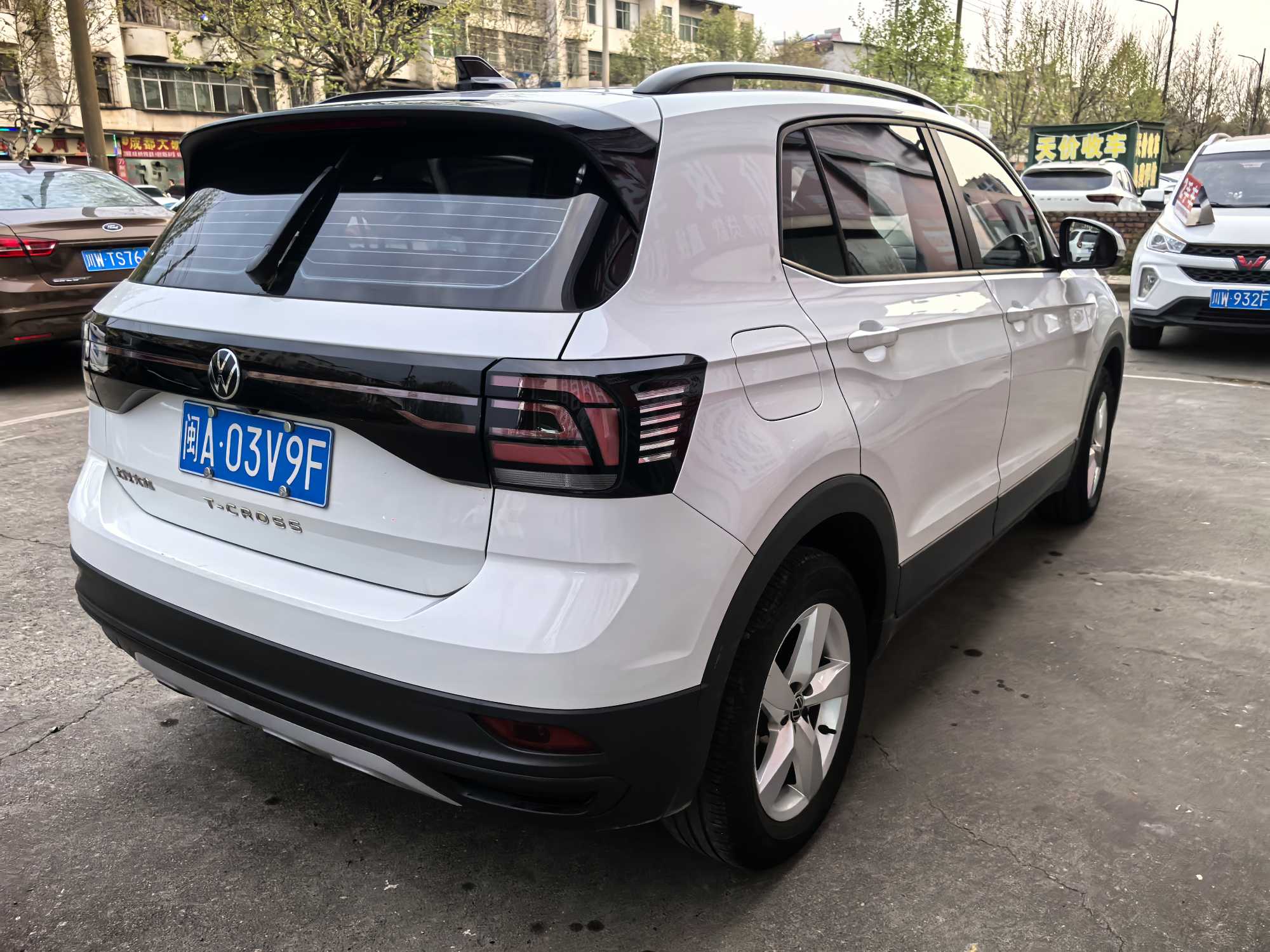 Volkswagen T-Cross 2023 #10 Volkswagen T-Cross 2023 car image #10