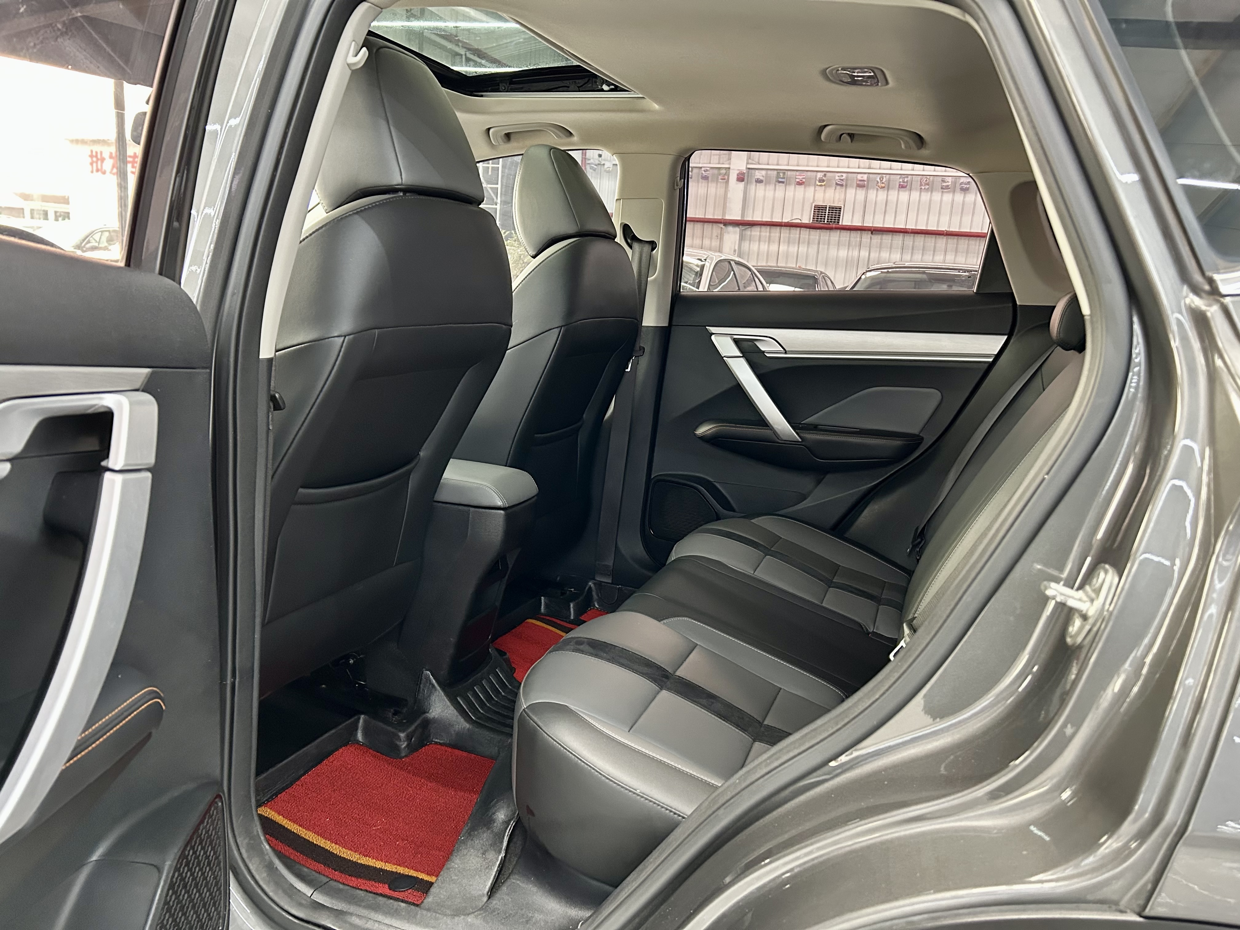 GEELY Coolray 2023 #10 GEELY Coolray 2023 car image #10