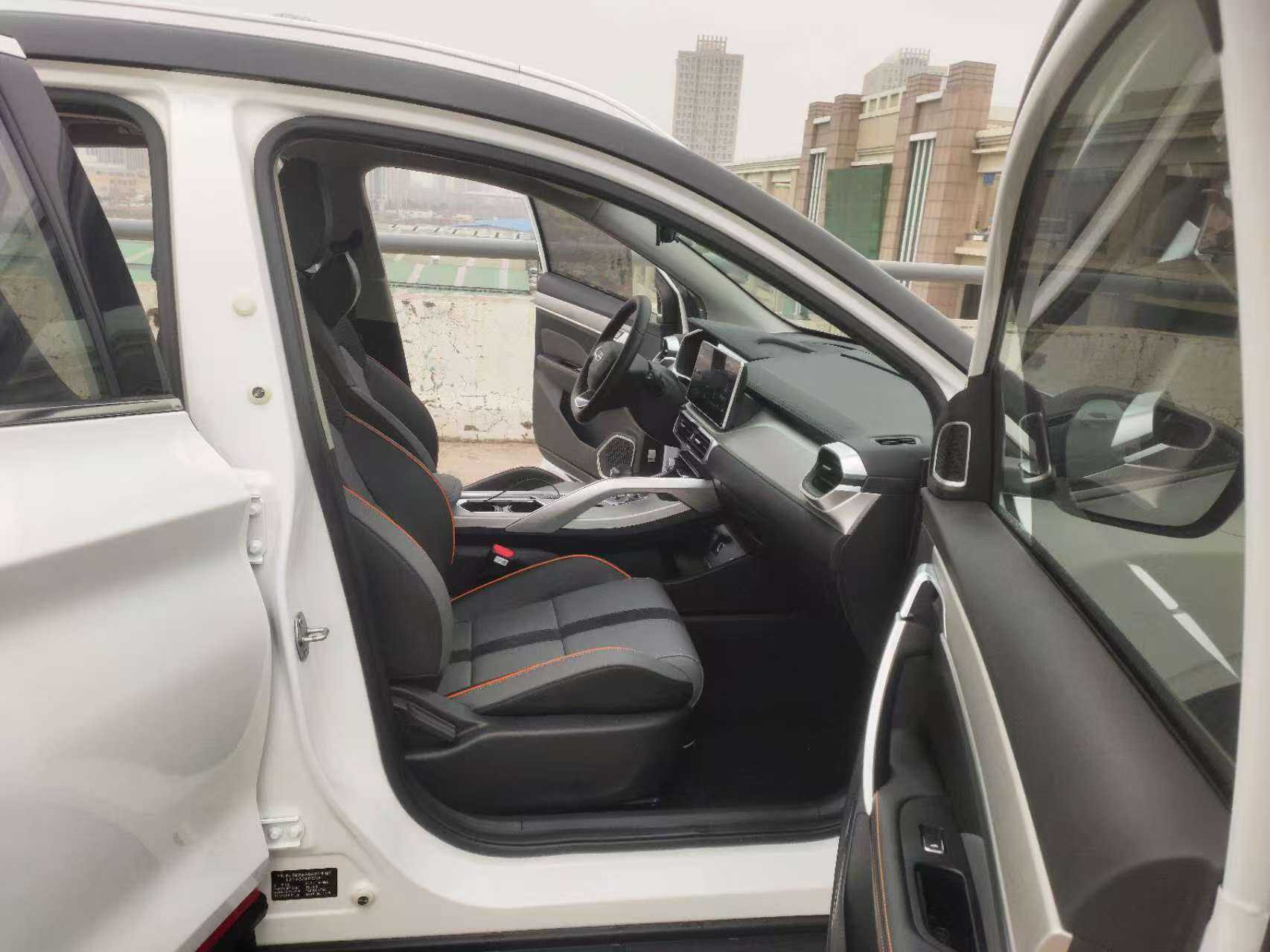 GEELY Coolray 2024 image de voiture #10