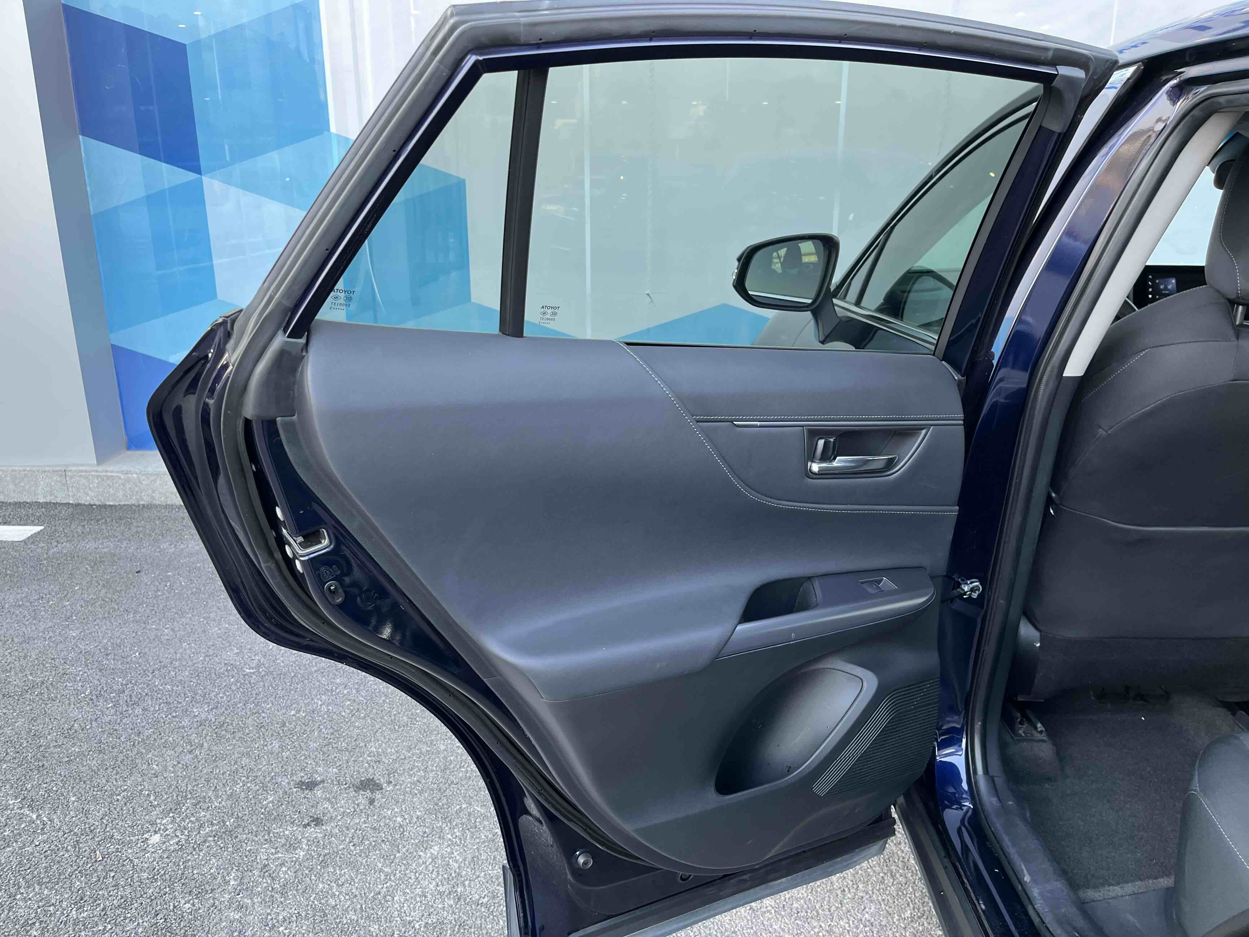 Toyota Harrier 2023 immagine di auto #10