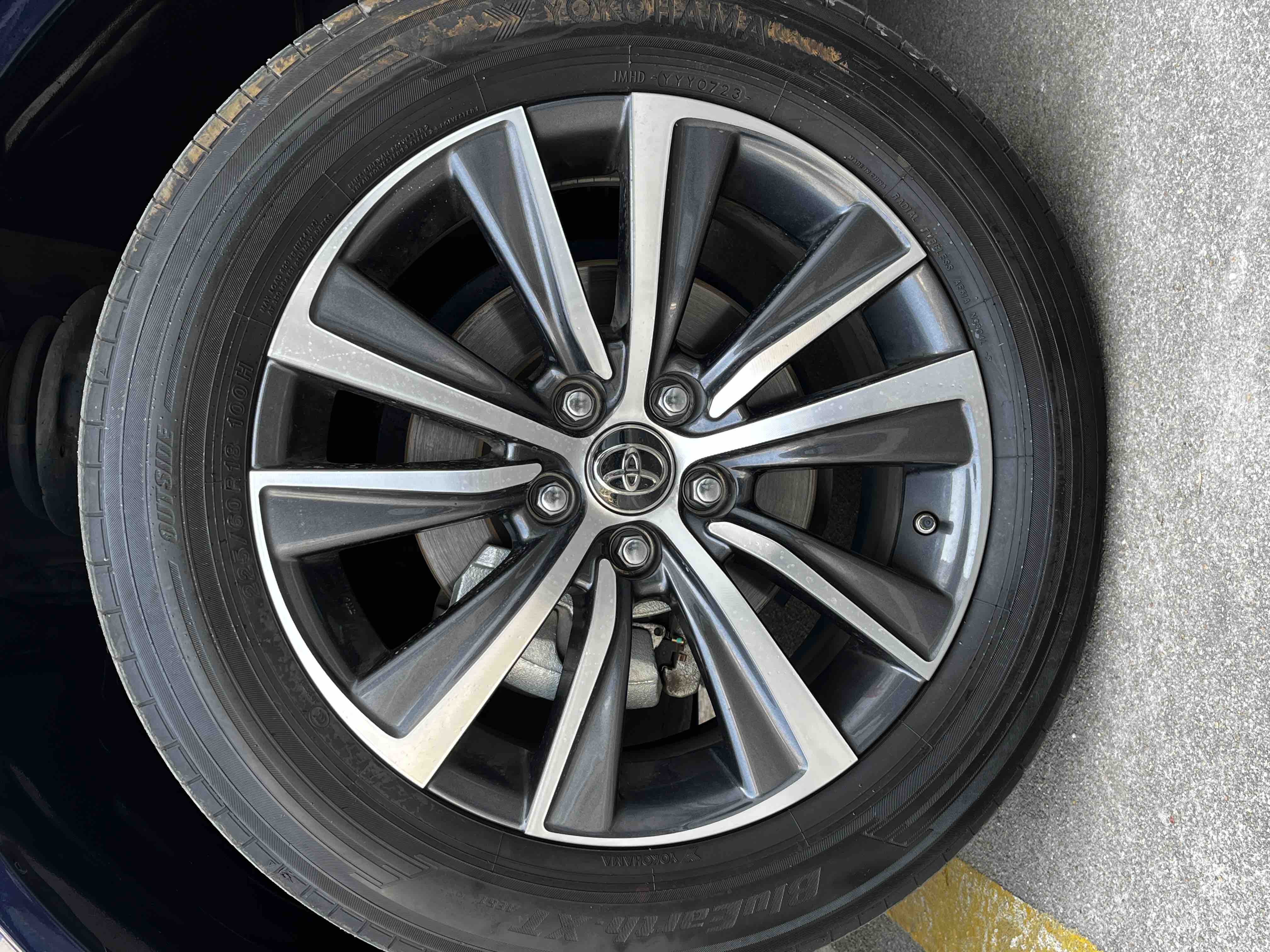 Toyota Harrier 2023 car image #10