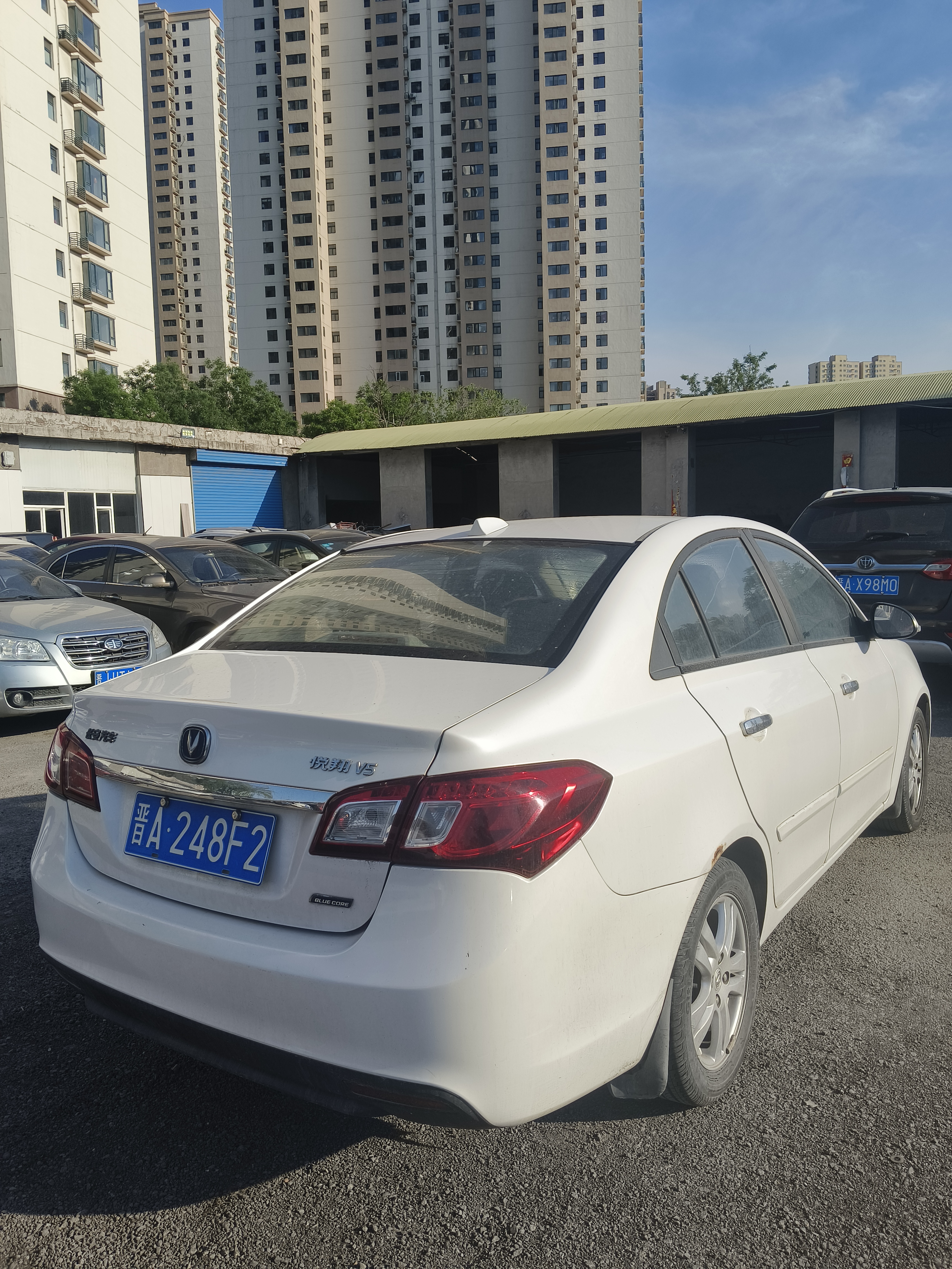 Changan Alsvin V5 2014 car image #10