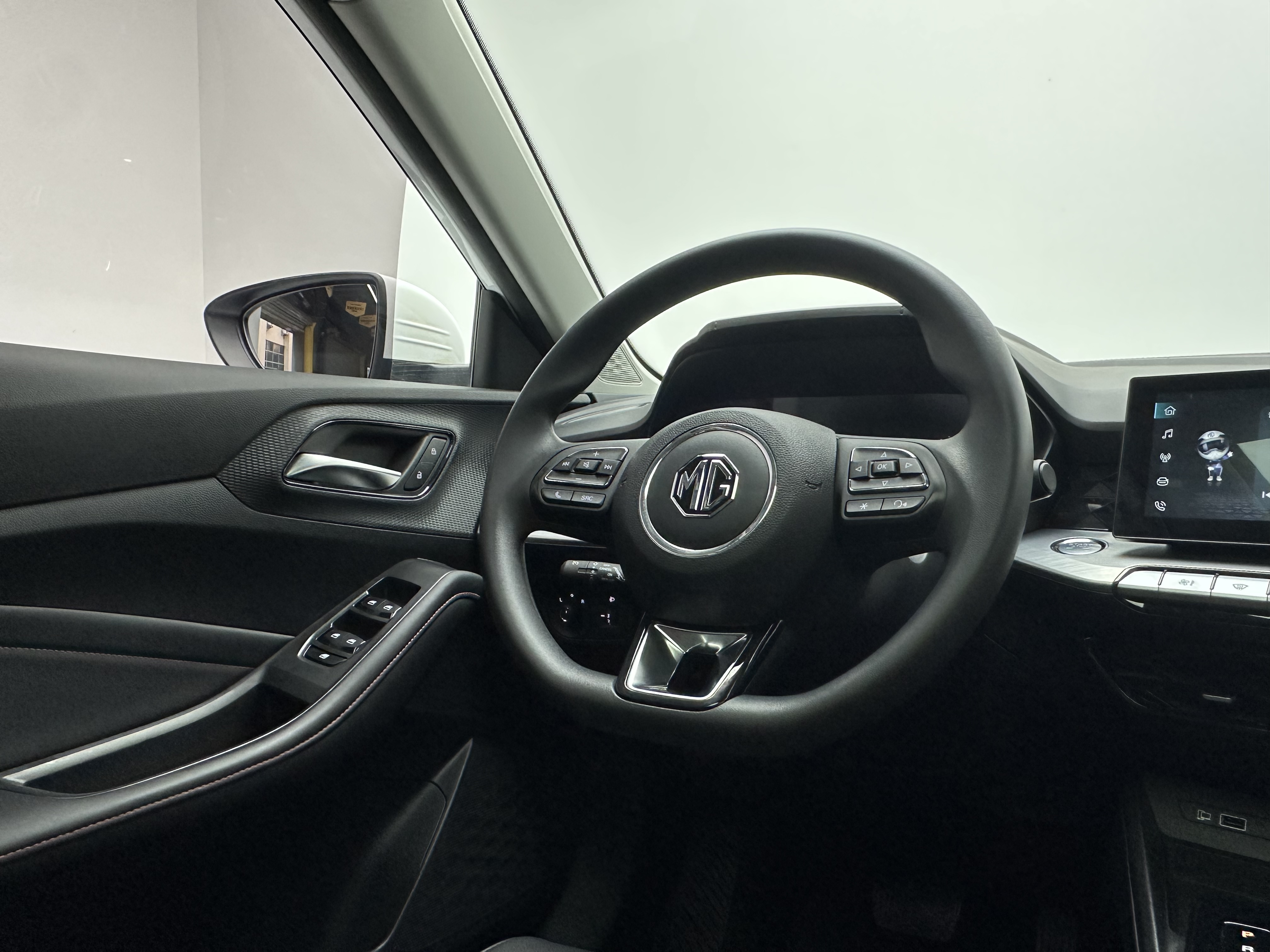 5 2024 car image #10