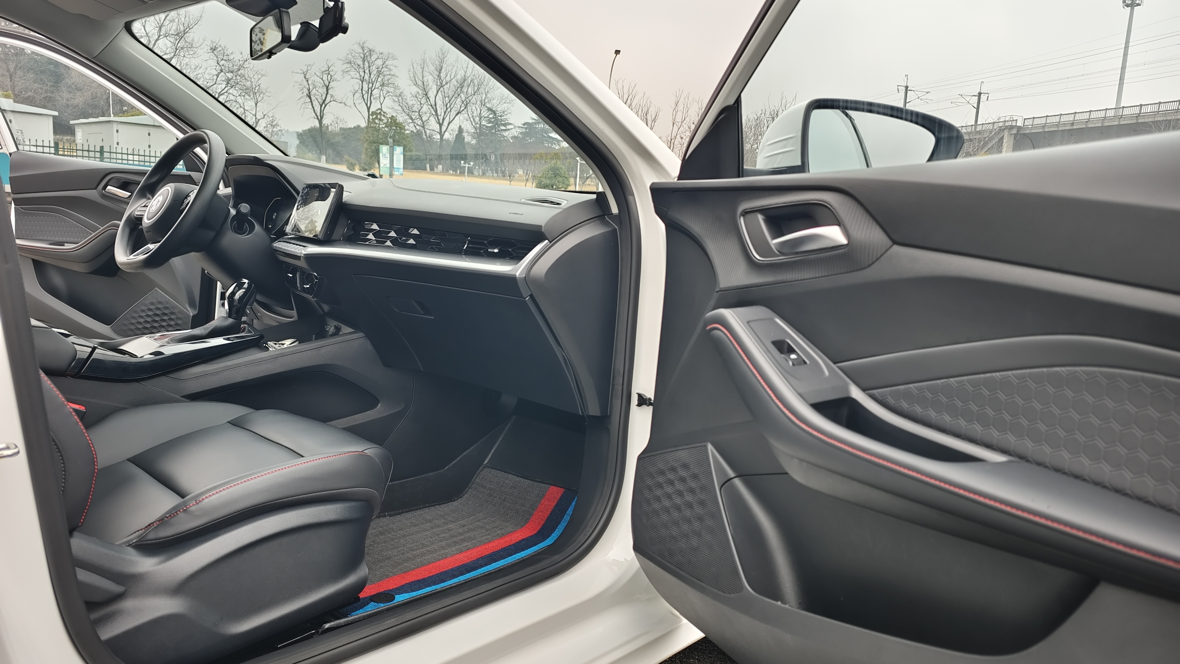MG 5 2024 car image #10