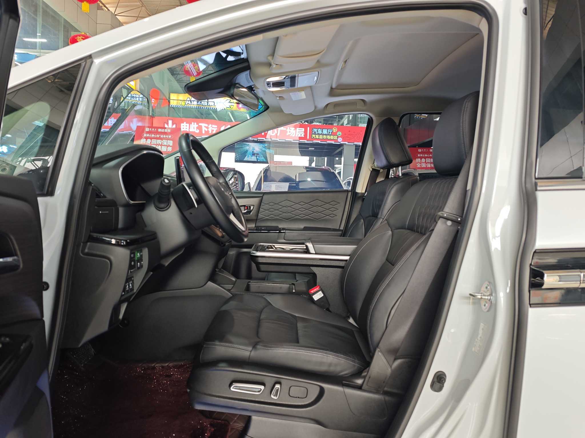 Honda Elysion 2024 car image #10