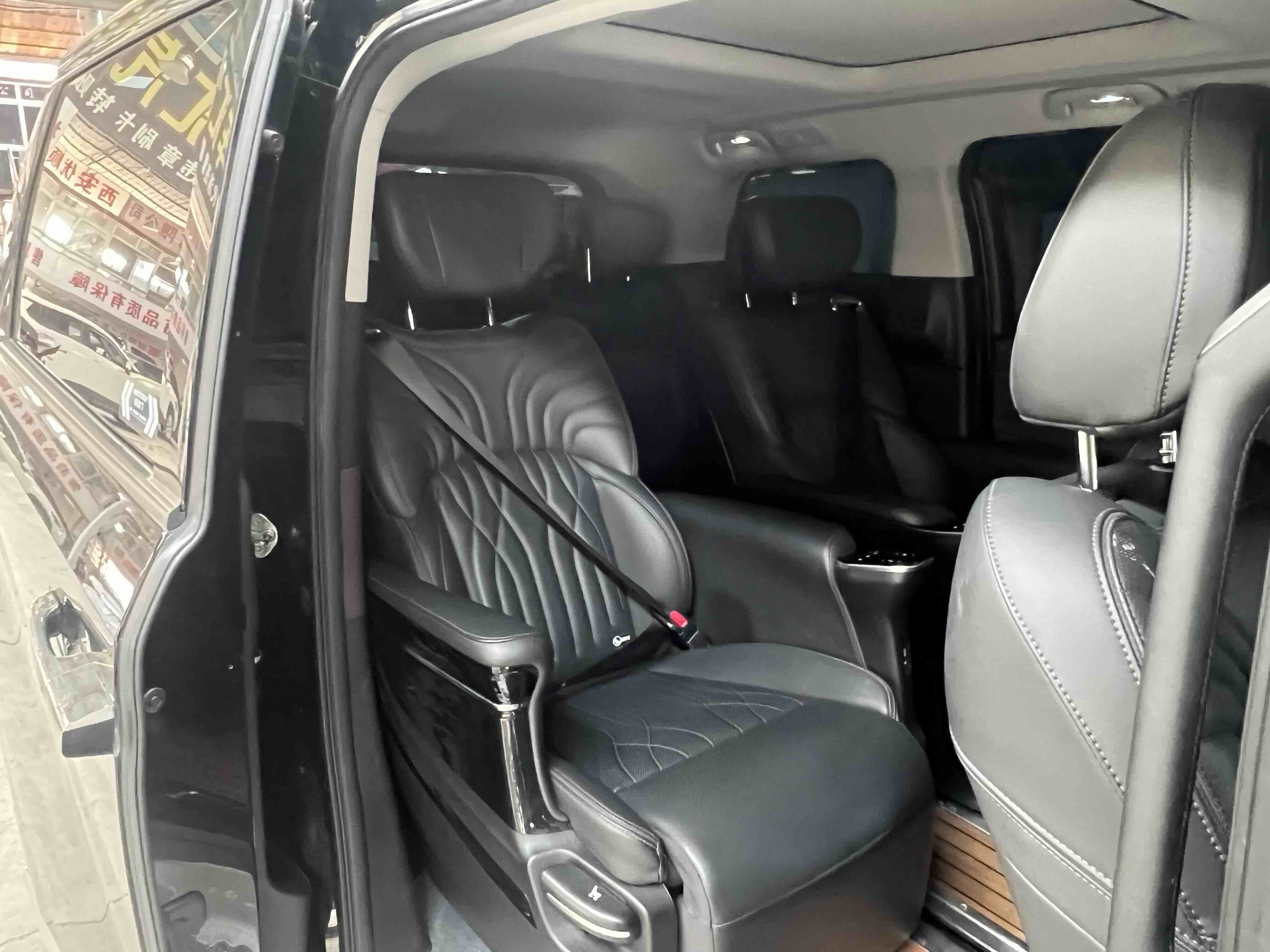 GAC Trumpchi M8 2024 #10 GAC Trumpchi M8 2024 car image #10