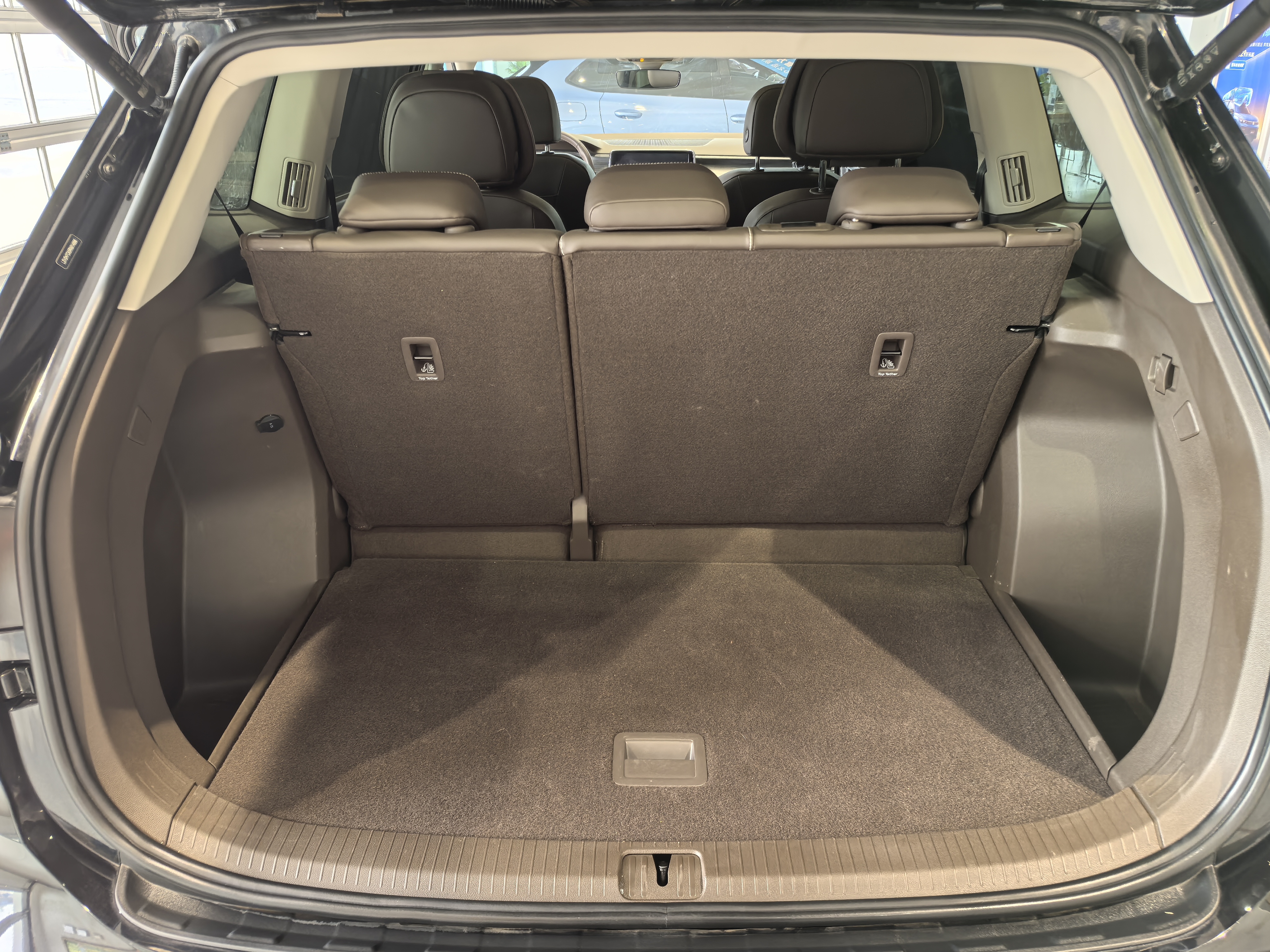 Volkswagen Viloran 2024 #10 Volkswagen Viloran 2024 car image #10