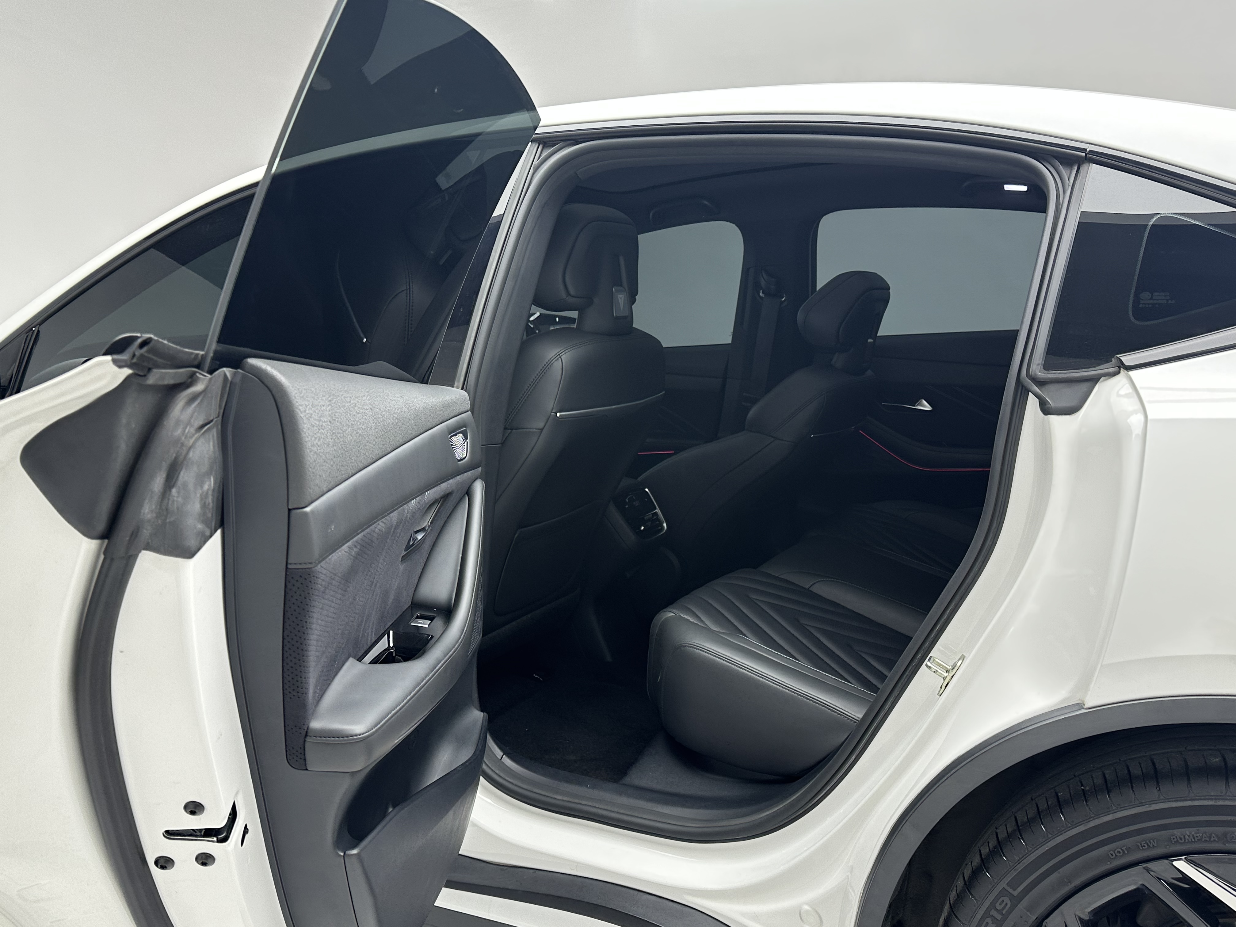 Deepal SL03 2023 car image #10