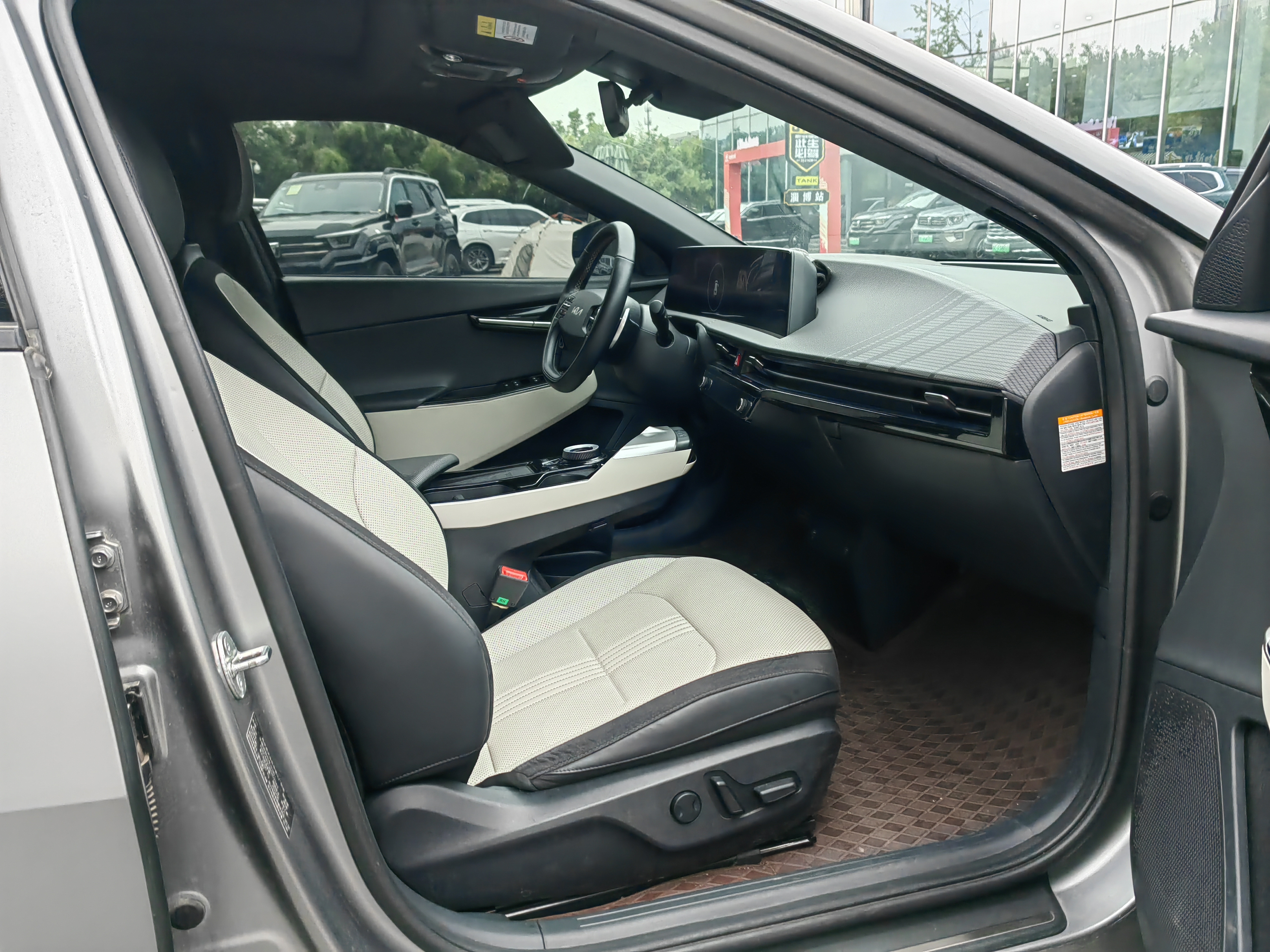 起亚 起亚EV6 2023 汽车图片 #10