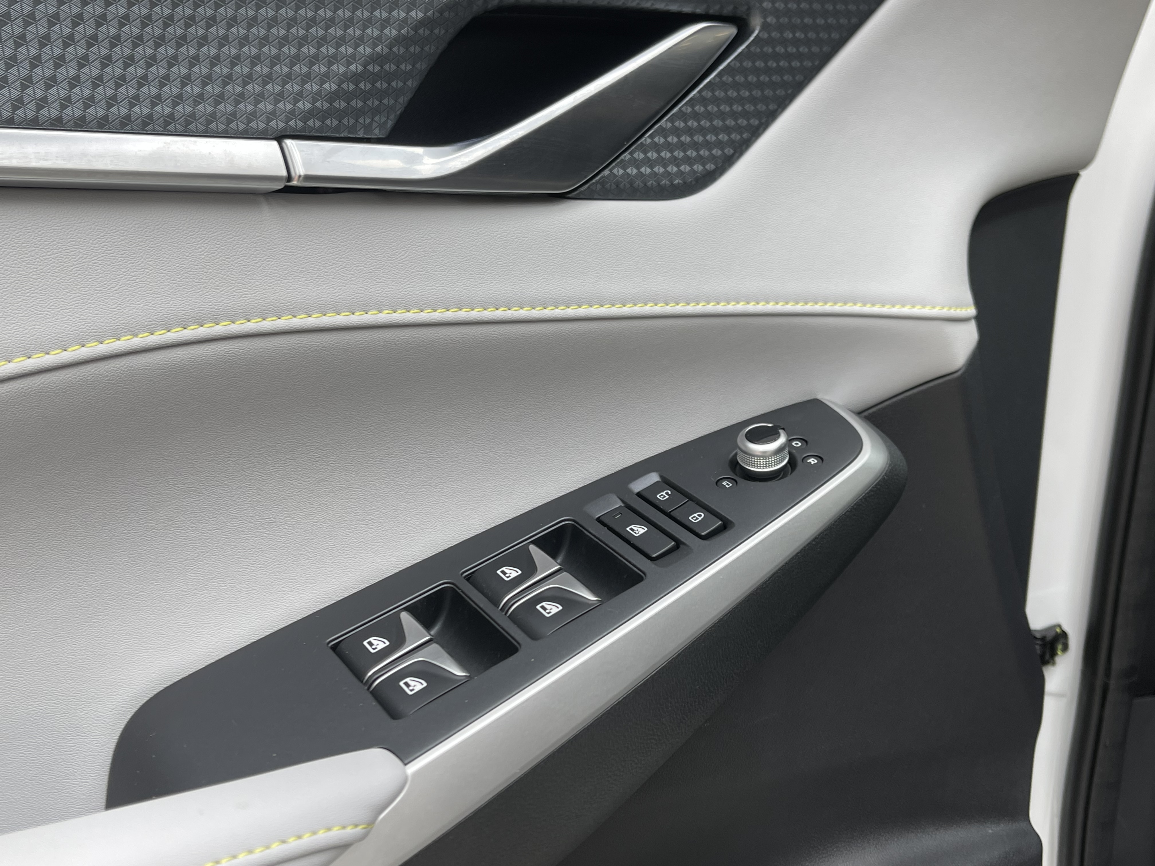 Changan CS75 Plus iDD 2023 #10 Changan CS75 Plus iDD 2023 car image #10