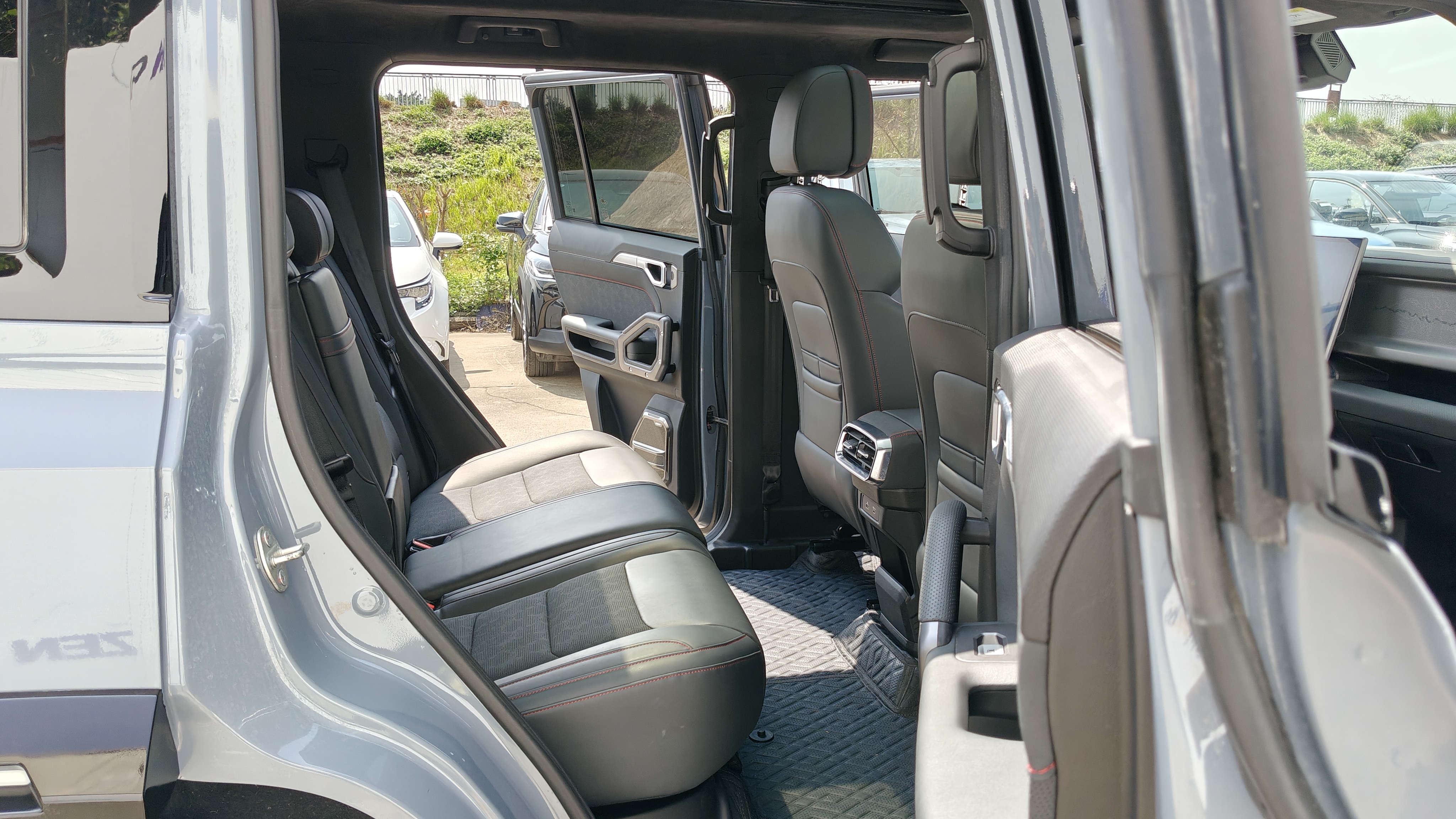 Jetour Traveller 2023 #10 Jetour Traveller 2023 car image #10