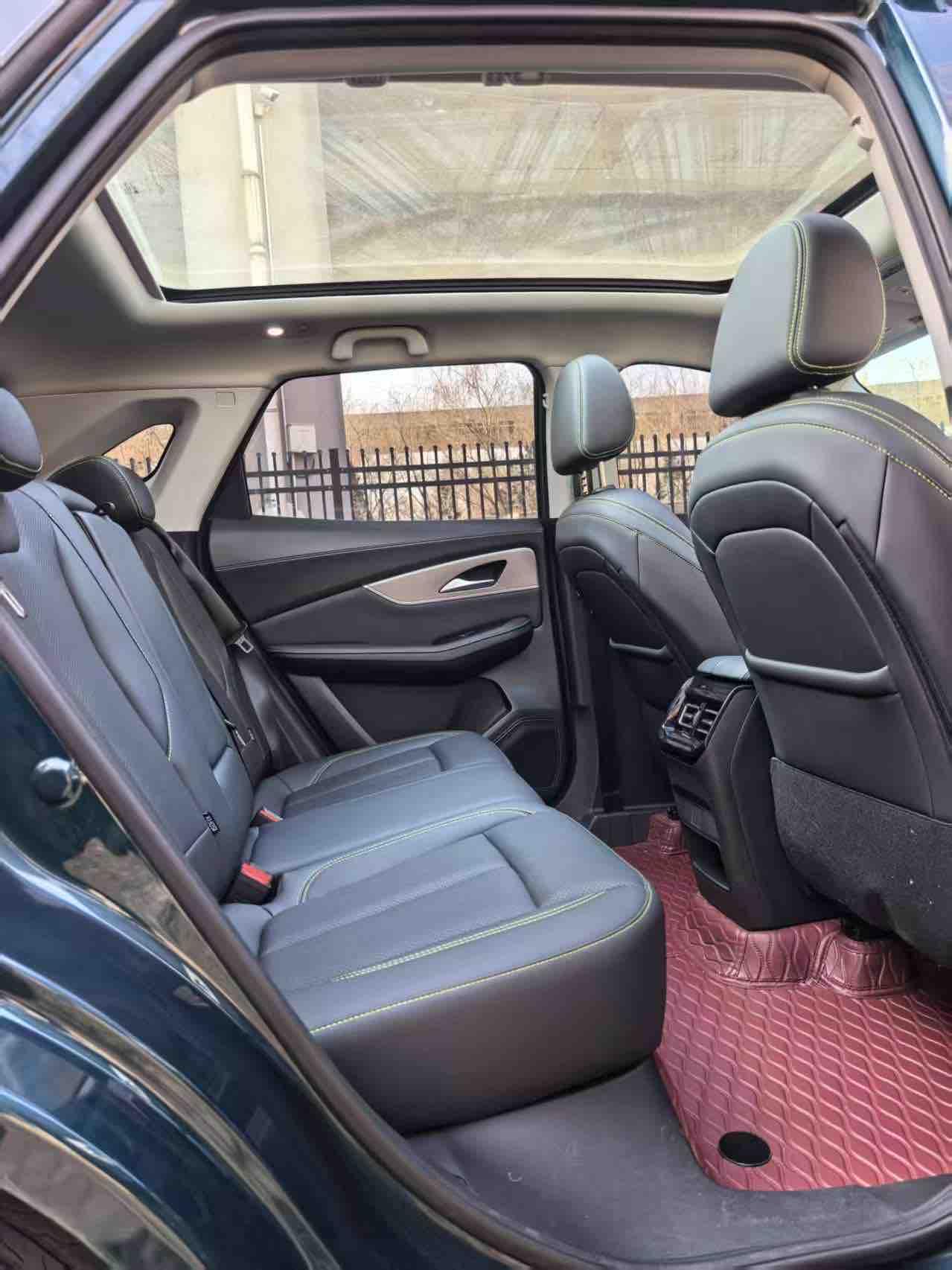 Forthing T5 EVO 2024 car image #10