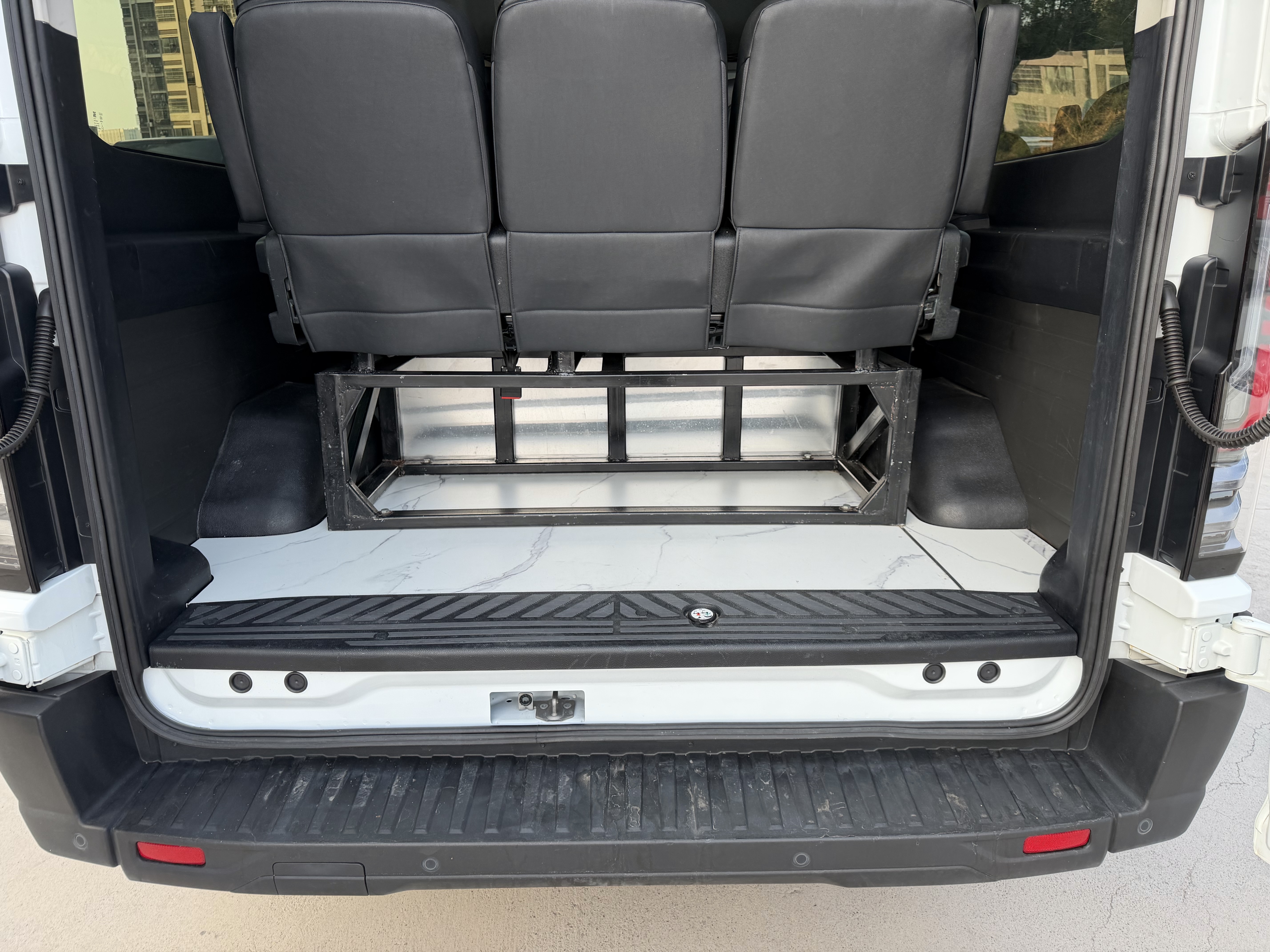 Ford Transit T8 2024 immagine di auto #10