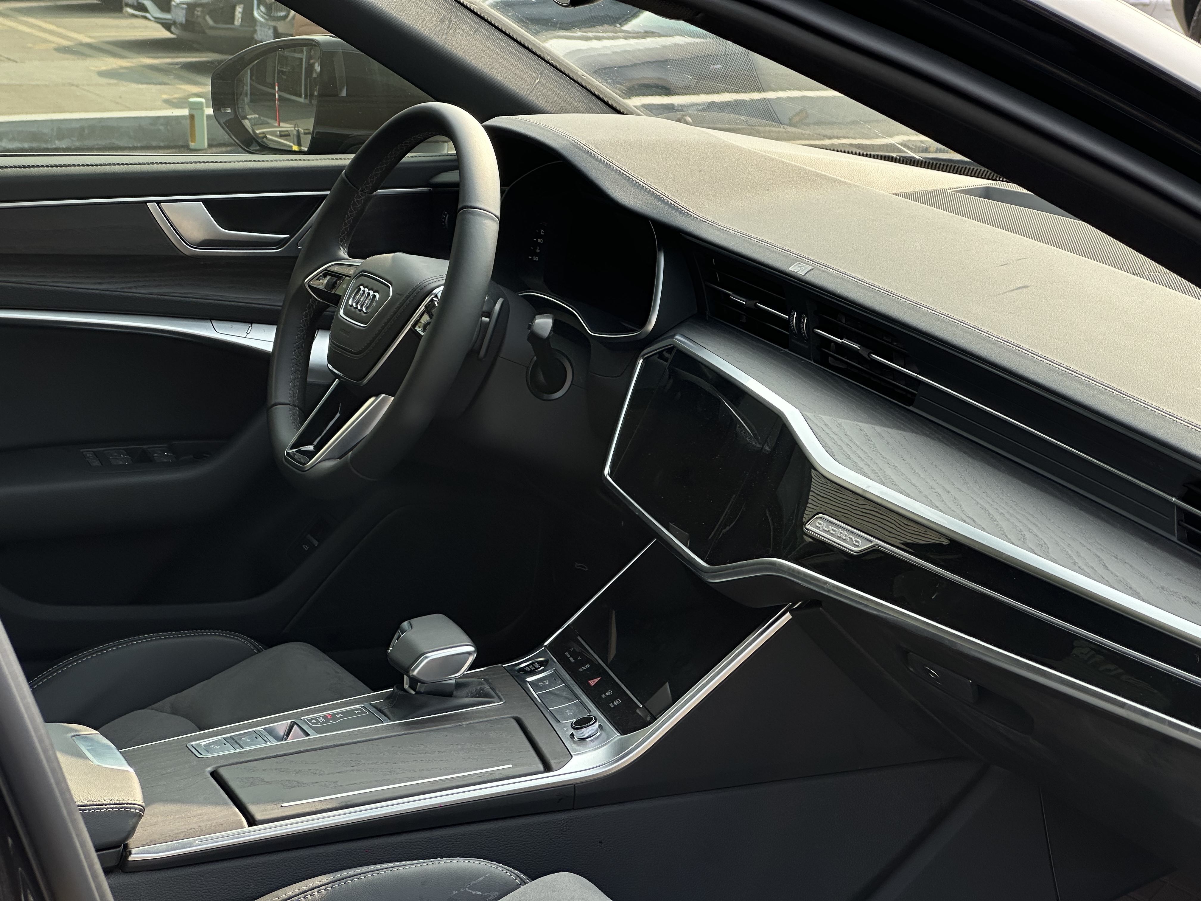 Audi A6L 2024 car image #10