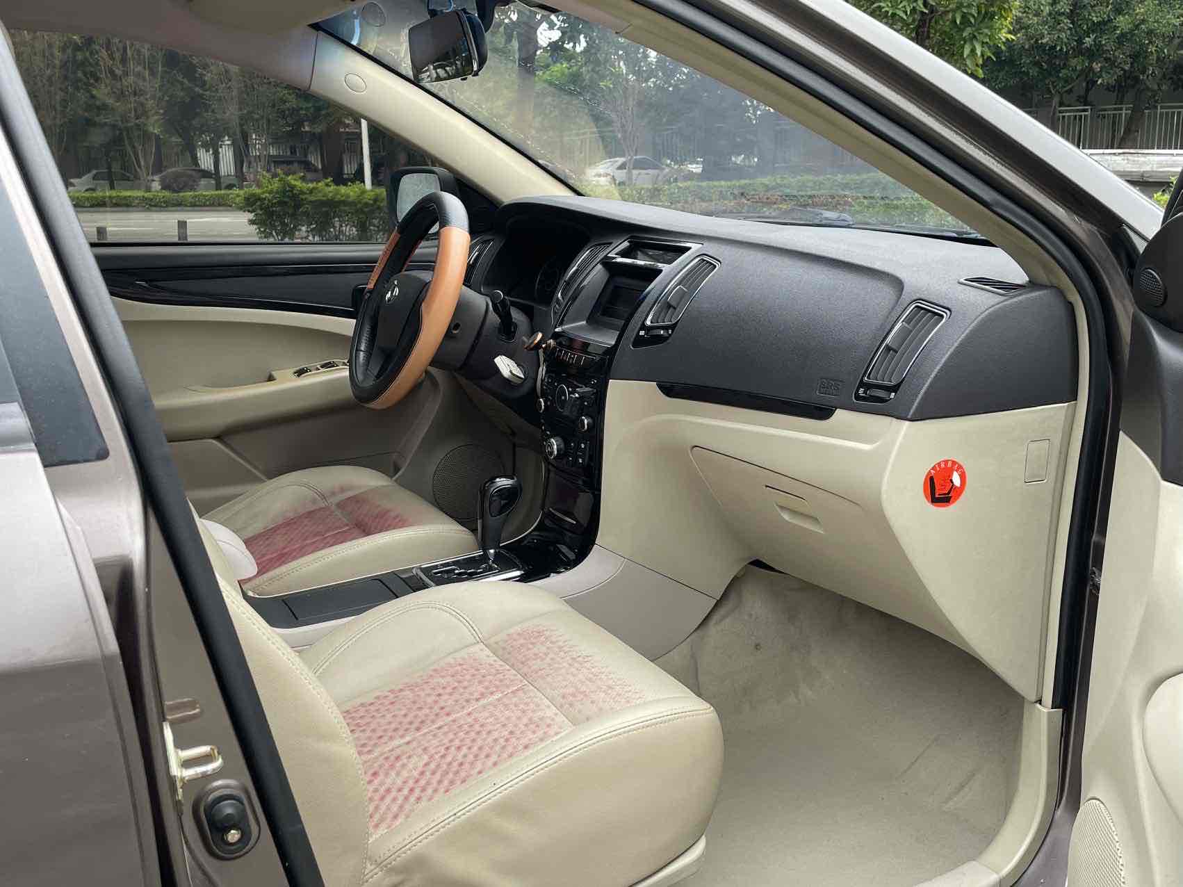 GEELY GC7 2014 car image #10