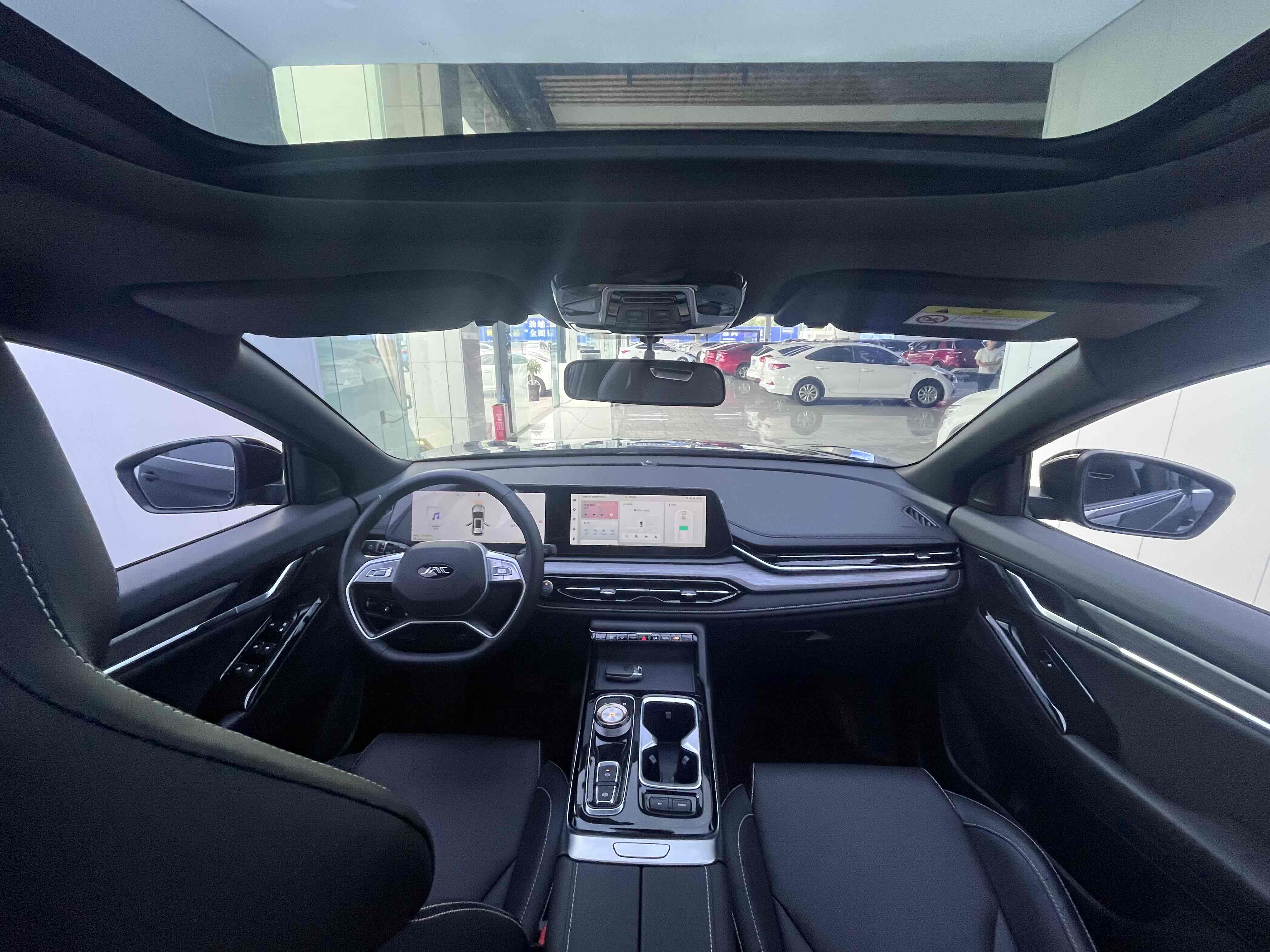 JAC QX PHEV 2024 car image #10