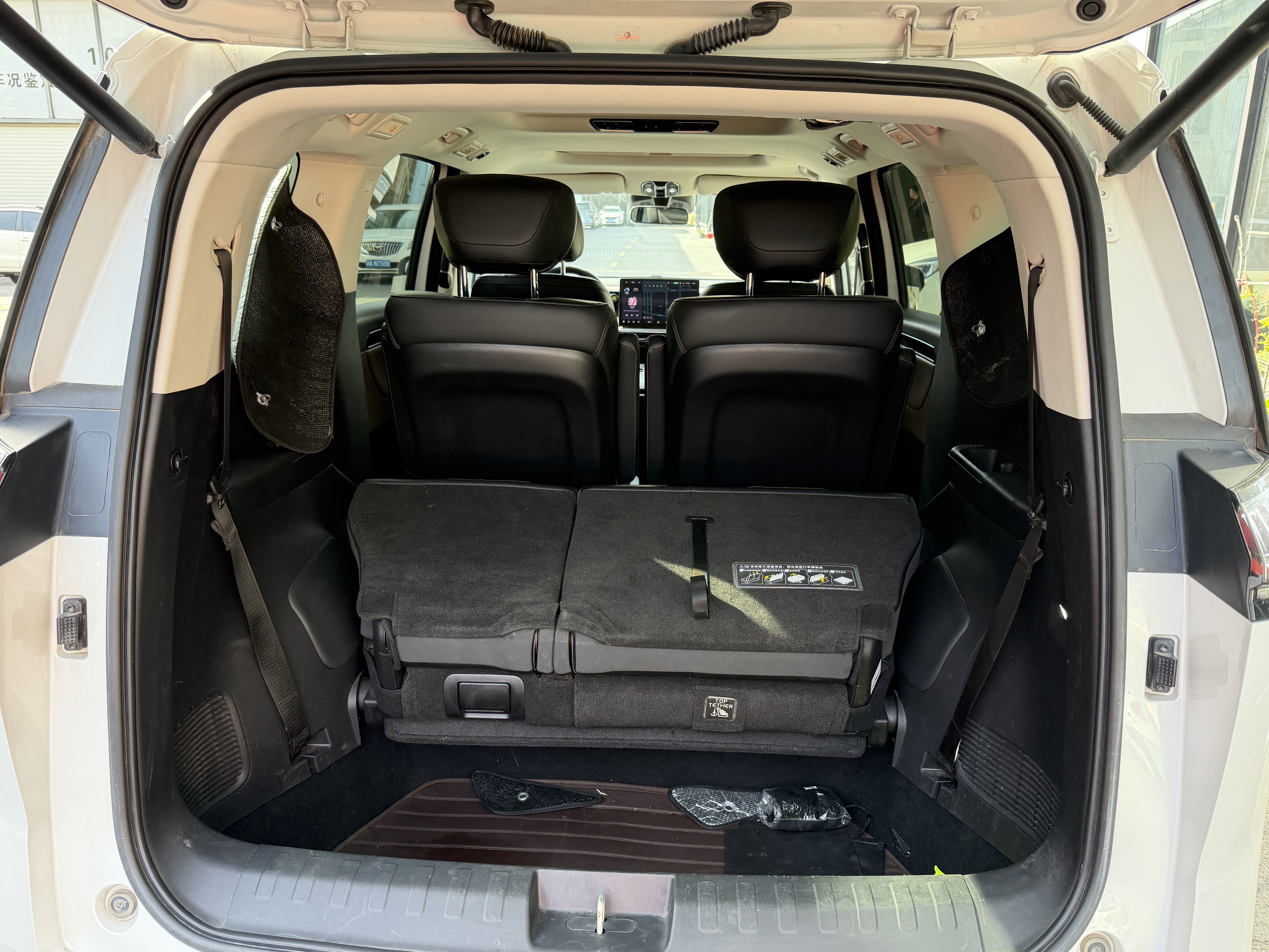 GAC Trumpchi E8 New Energy 2024 car image #10