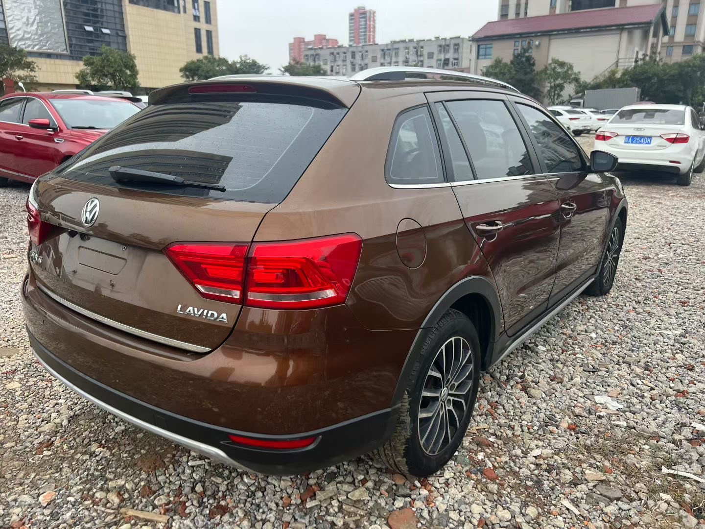 Volkswagen Cross Lavida 2014 immagine di auto #10