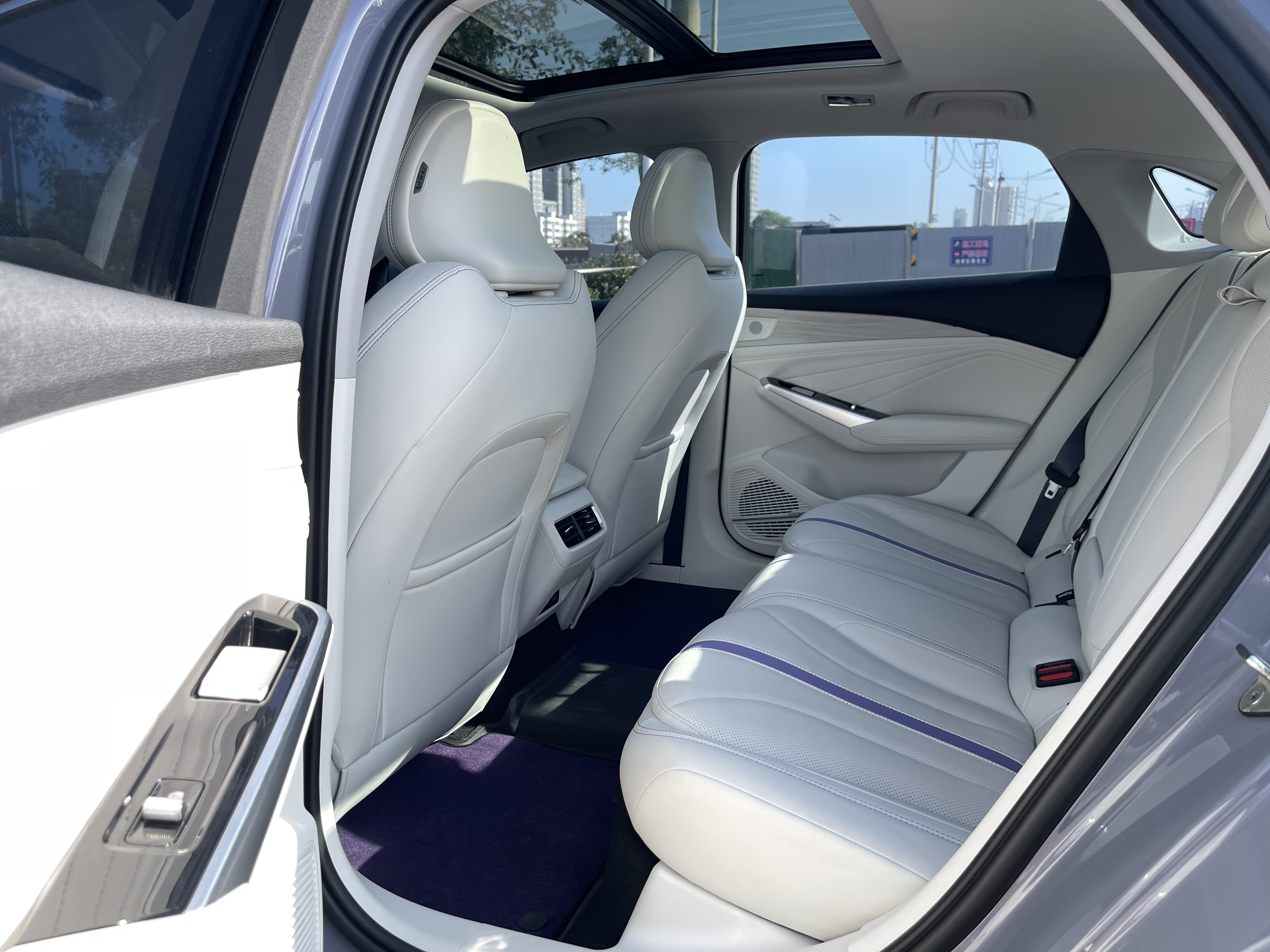 GEELY PrefaceL 2023 car image #10