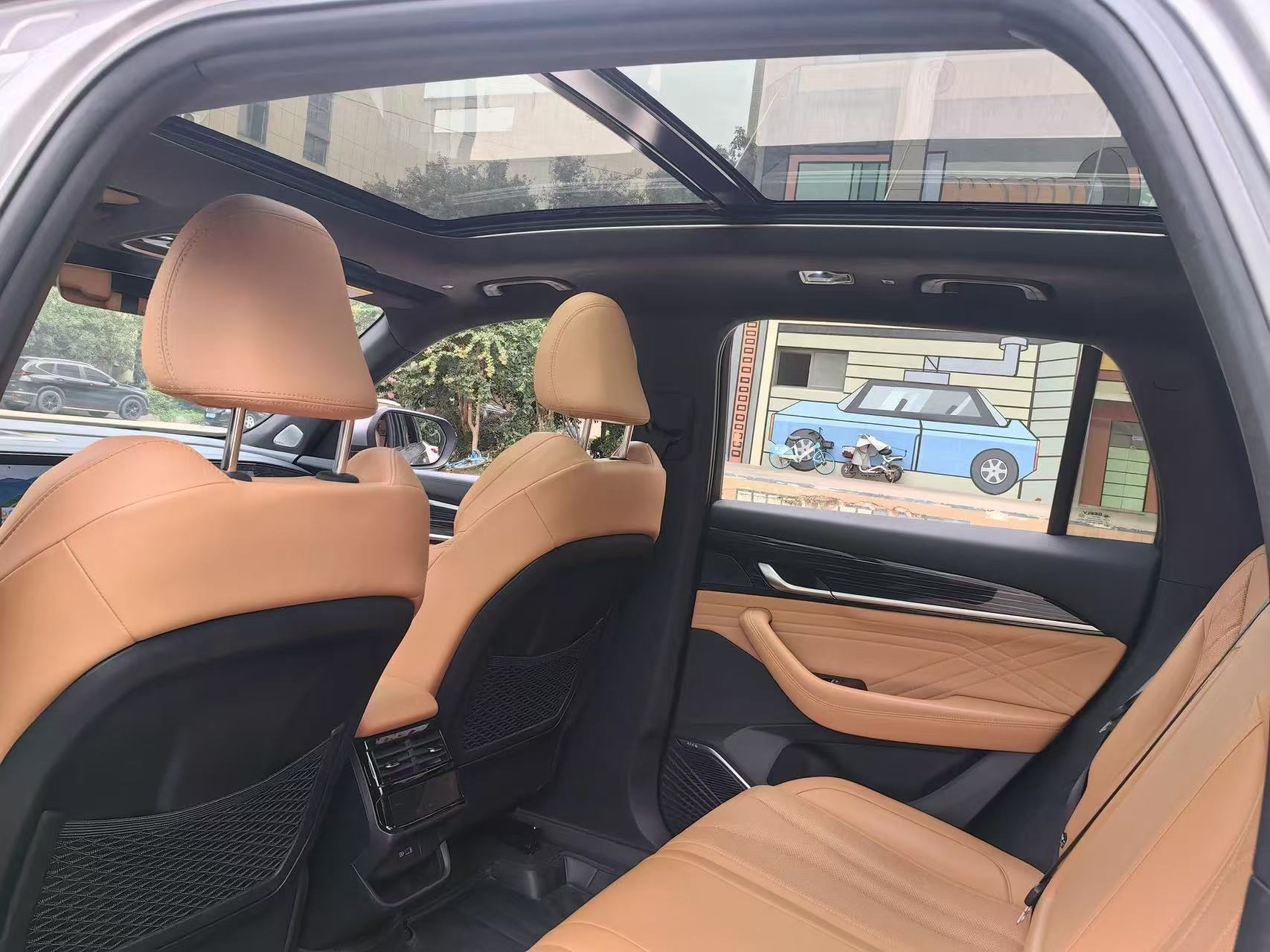 GEELY Monjaro 2023 car image #10
