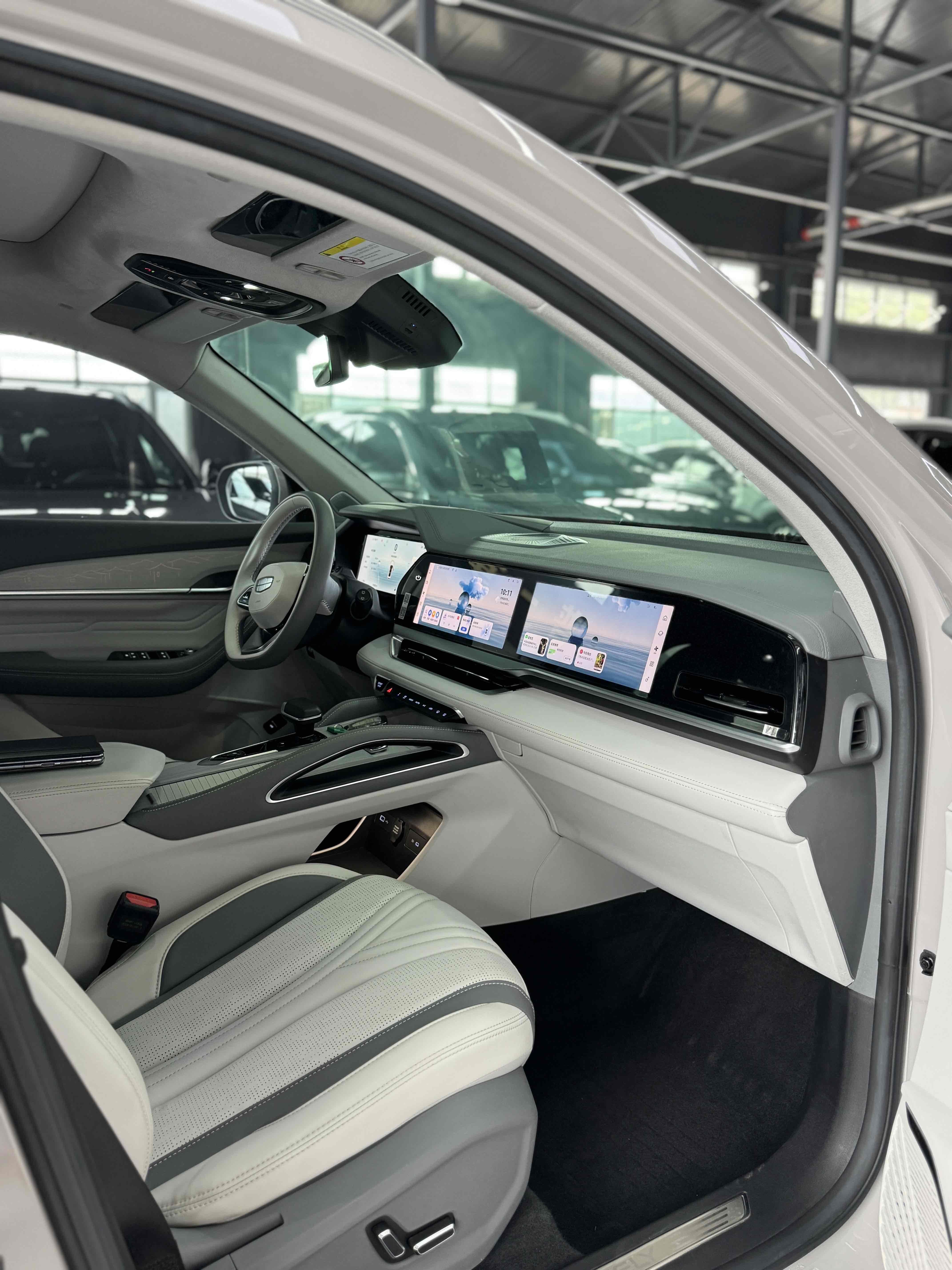 GEELY Monjaro MHEV 2024 #10 GEELY Monjaro MHEV 2024 car image #10