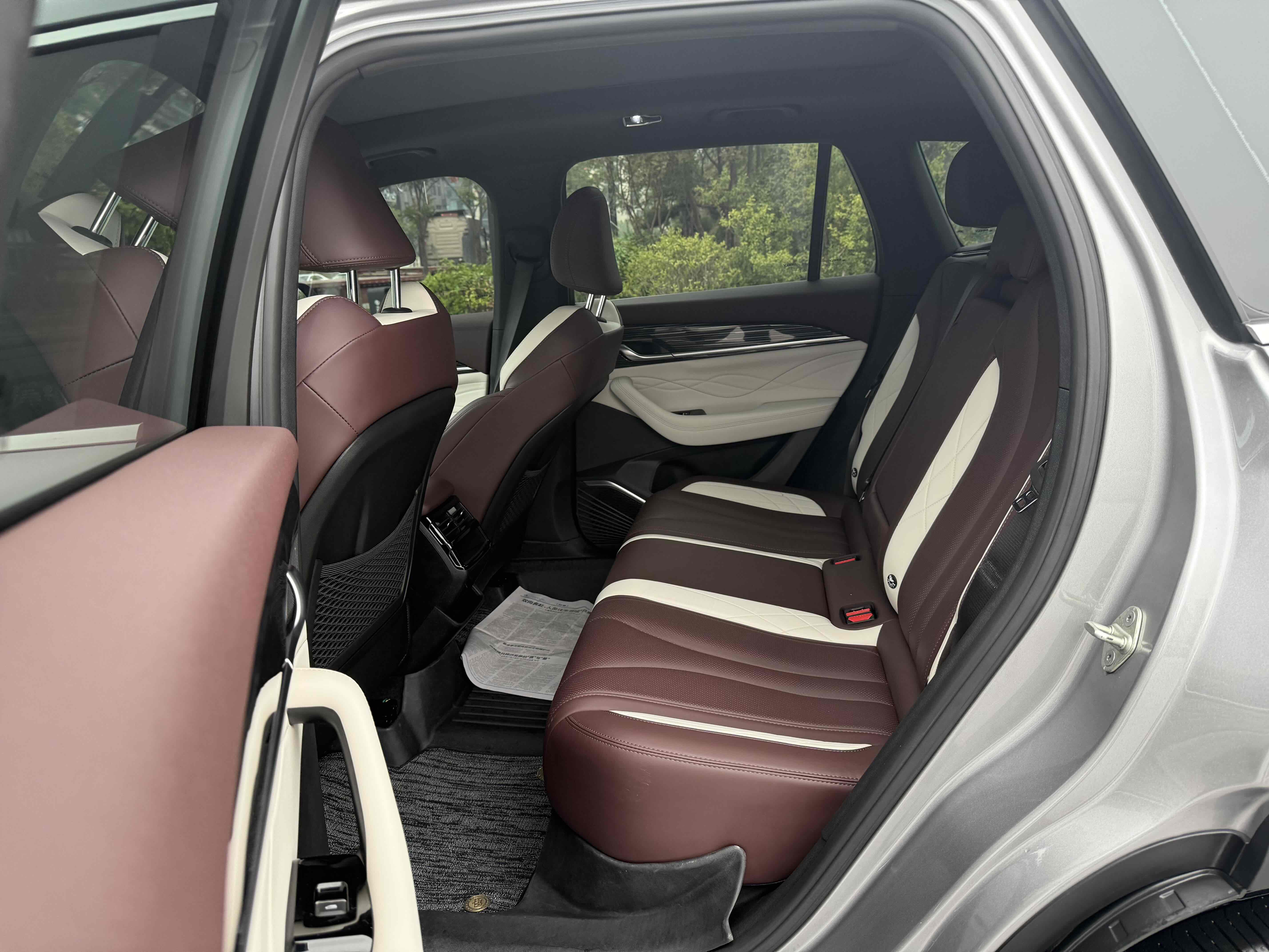 GEELY Tugella 2024 #10 GEELY Tugella 2024 car image #10