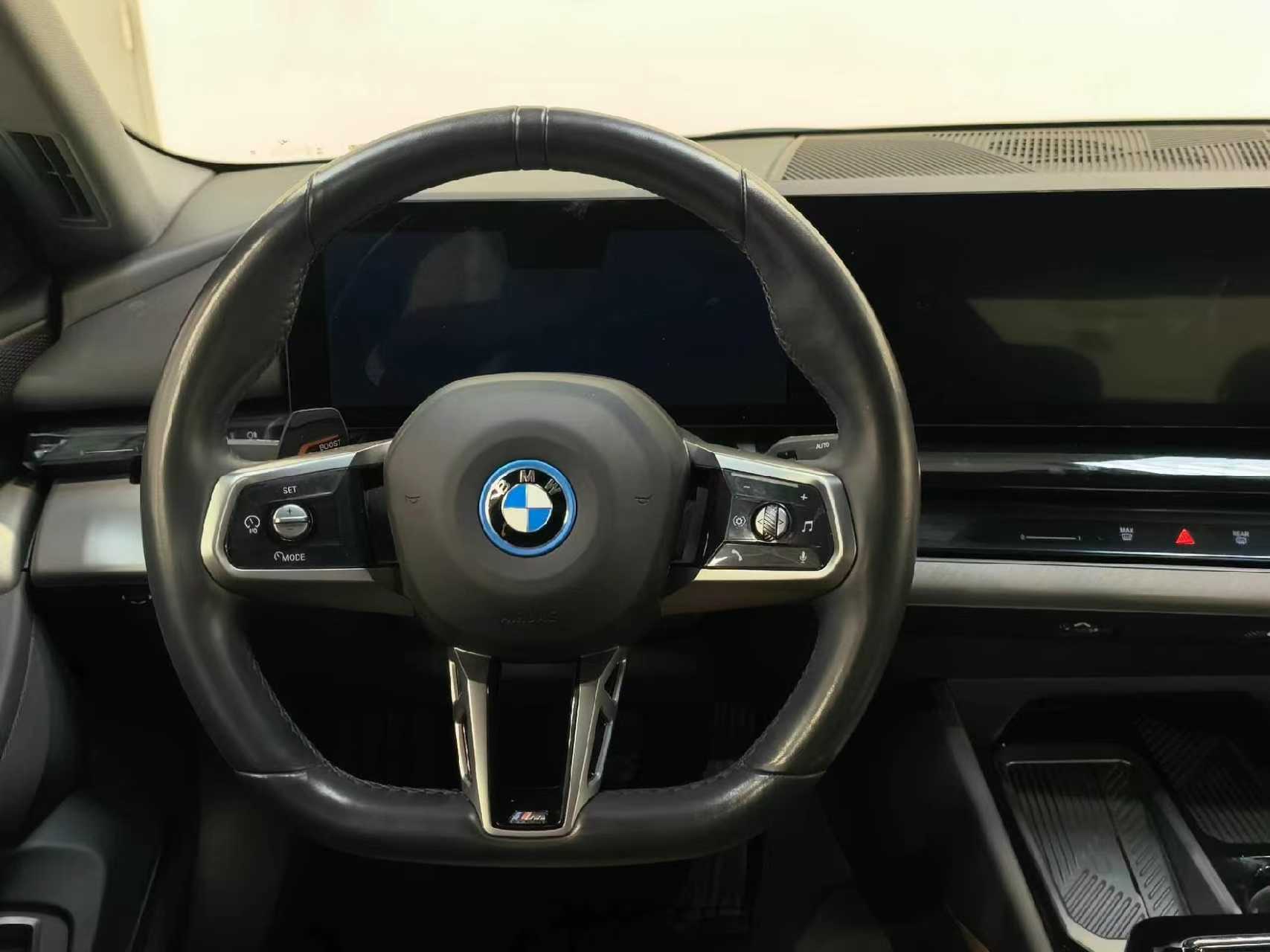 BMW i5 2025 #10 BMW i5 2025 car image #10