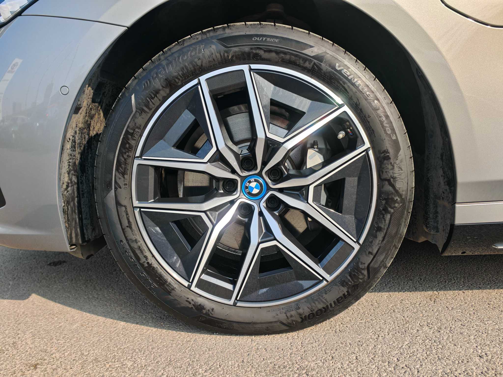 BMW i5 2025 immagine di auto #10