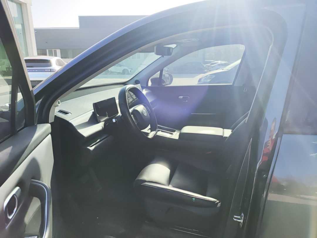 零跑汽车 零跑C10 2024 汽车图片 #10