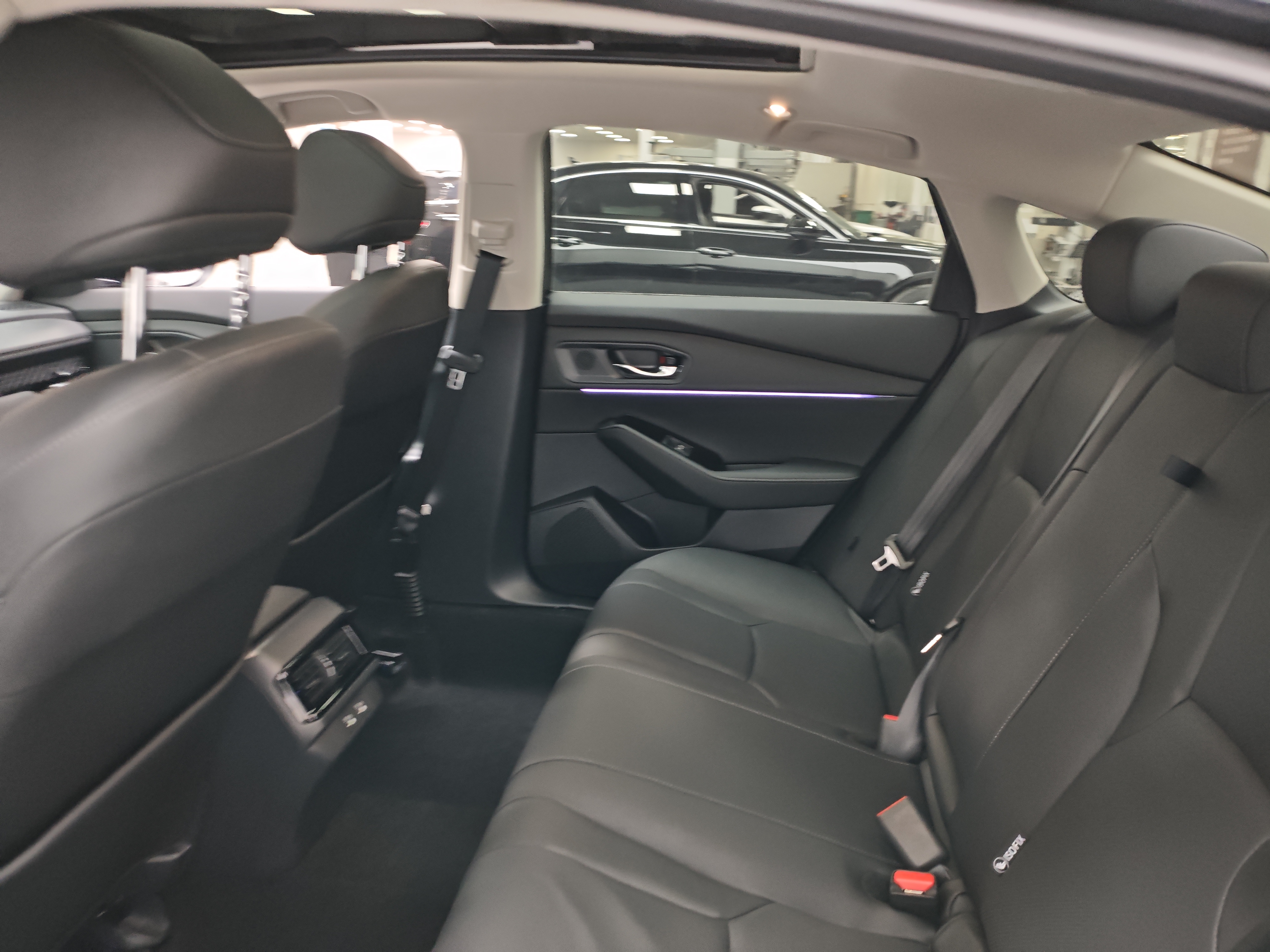 BYD F3R 2024 car image #10