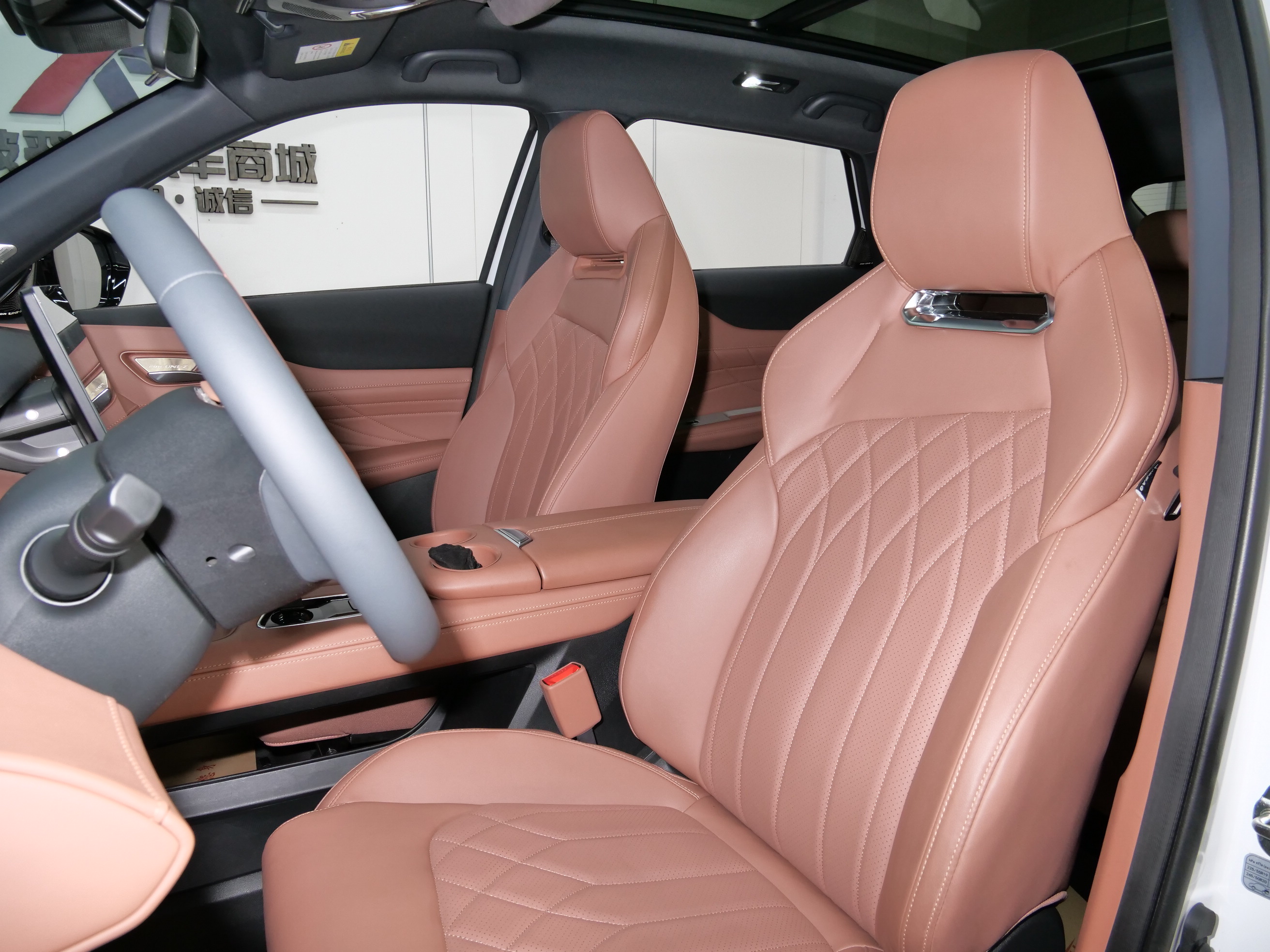 Changan UNI-Z PHEV 2024 #10 Changan UNI-Z PHEV 2024 immagine di auto #10