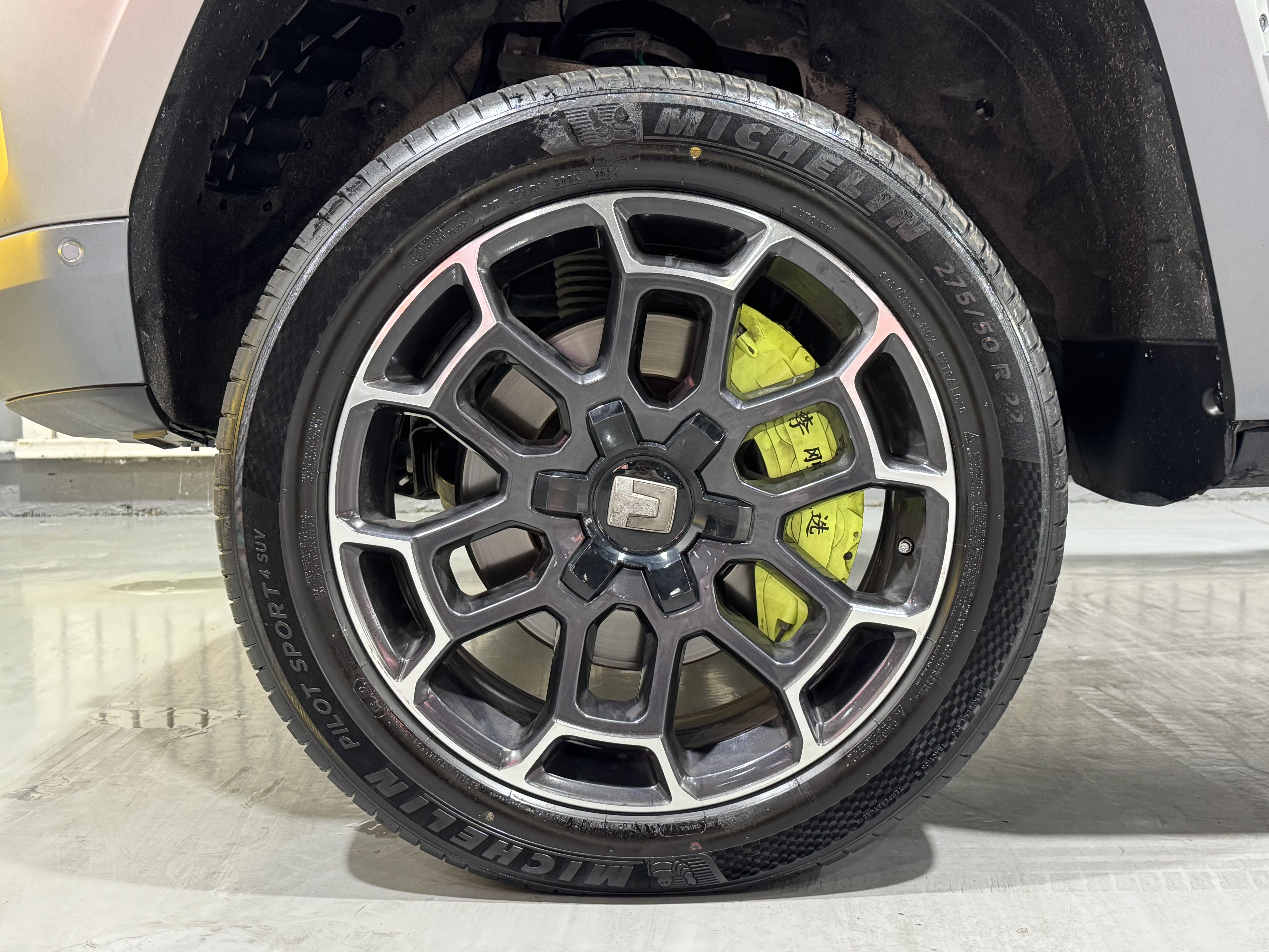 Tank 700 New Energy 2024 immagine di auto #10