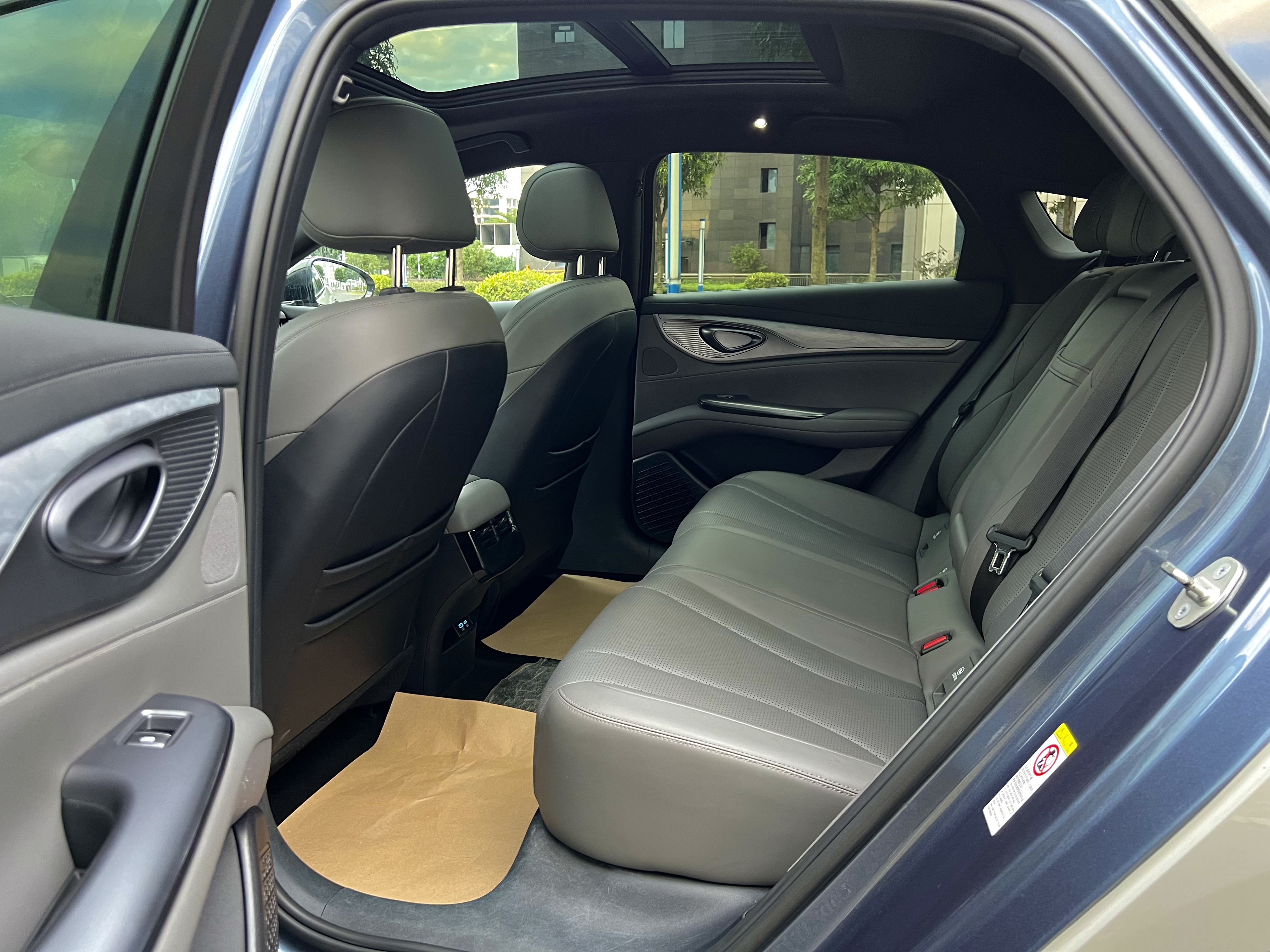 BYD Seal 2024 immagine di auto #10