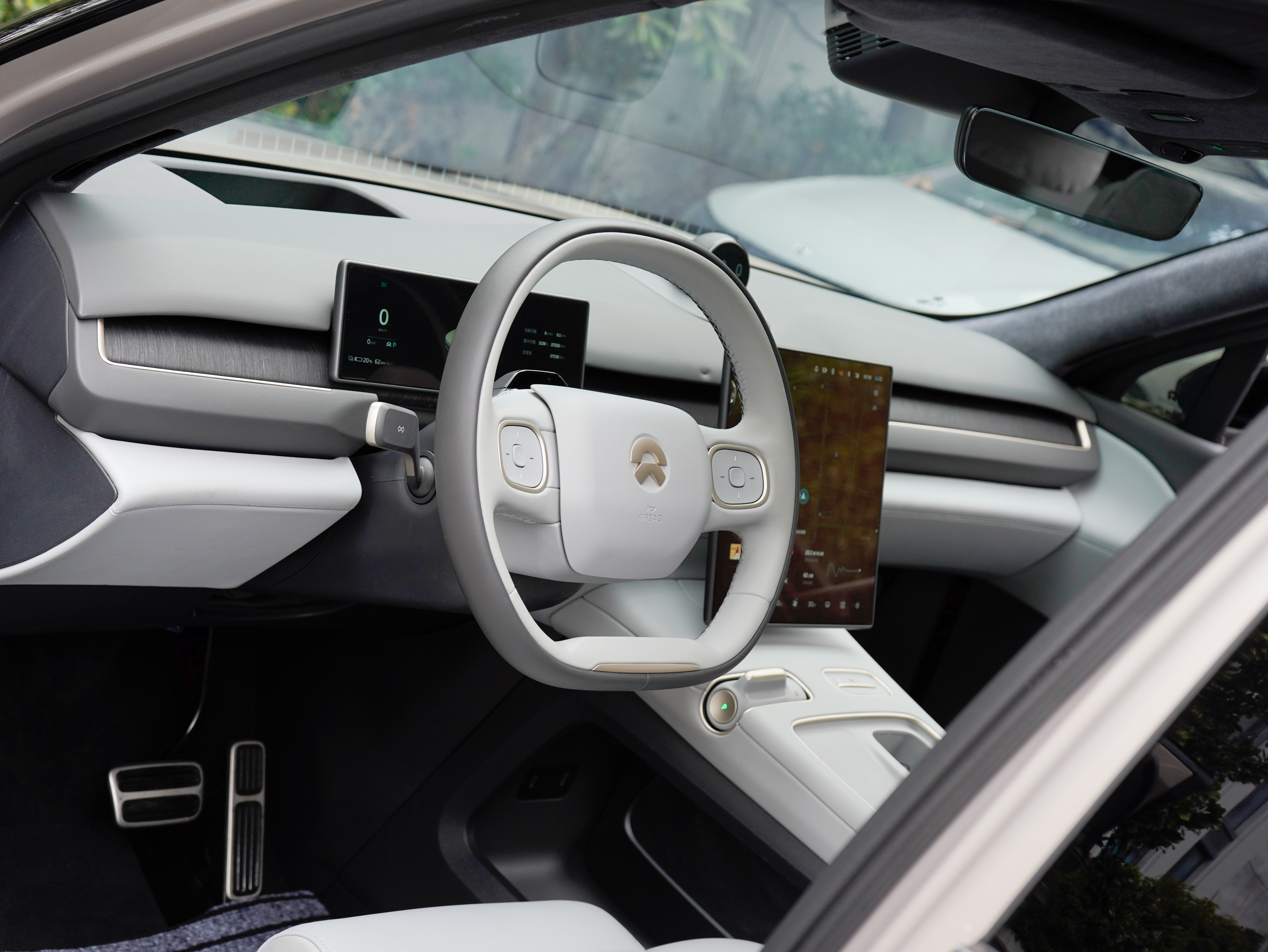 NIO ES8 2024 изображение автомобиля #10