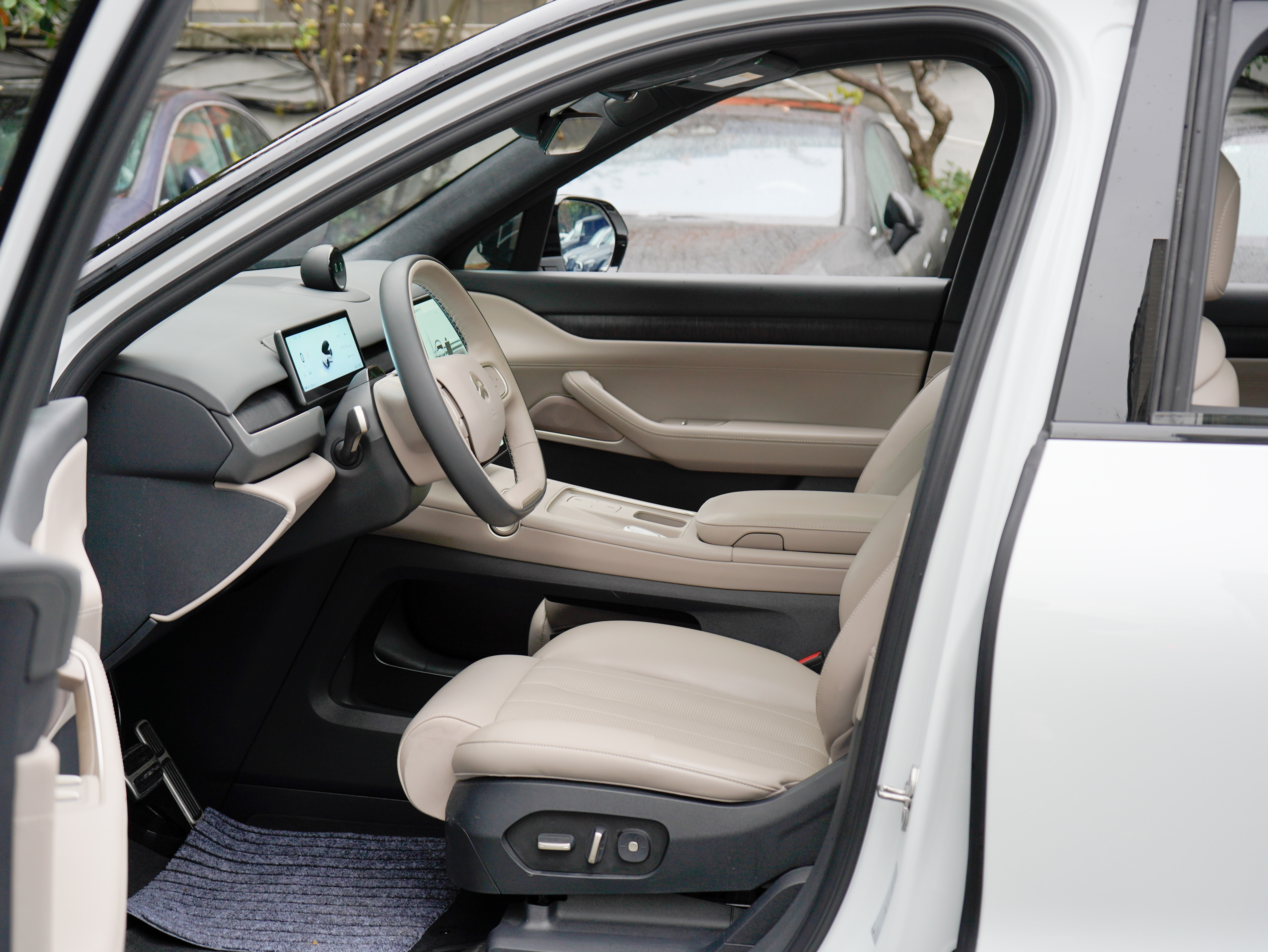 蔚来 蔚来ES8 2025 汽车图片 #10