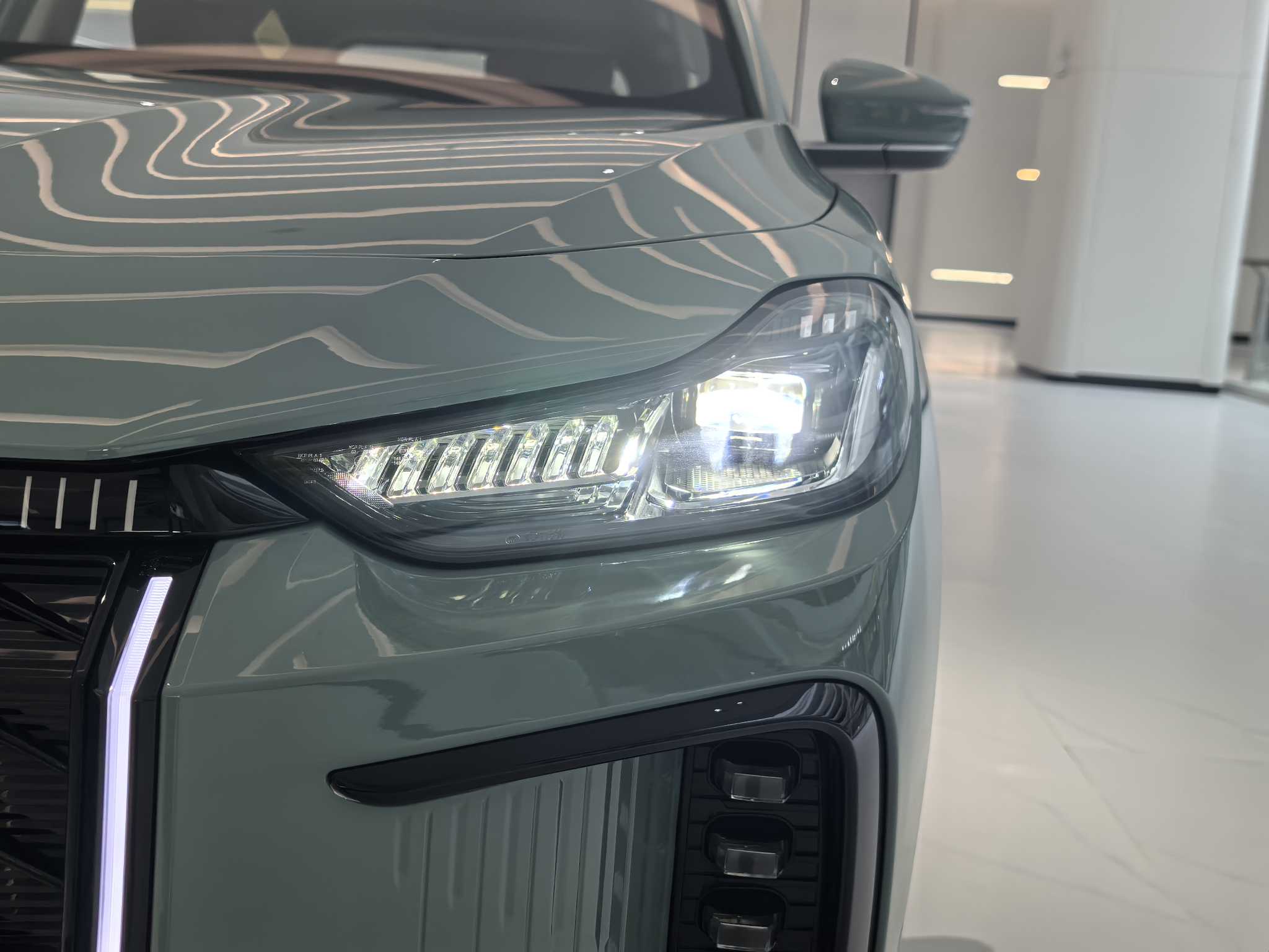 Jetour X70 C-DM 2024 immagine di auto #10